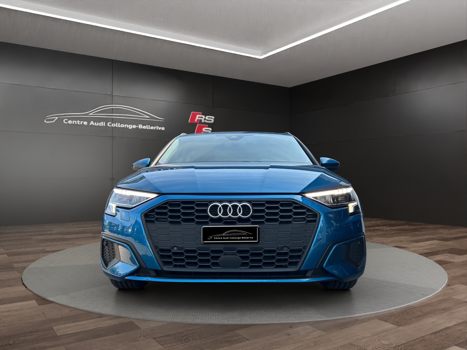 AUDI A3 Sportback 35 TFSI Attraction S-tronic-showroom-element-1