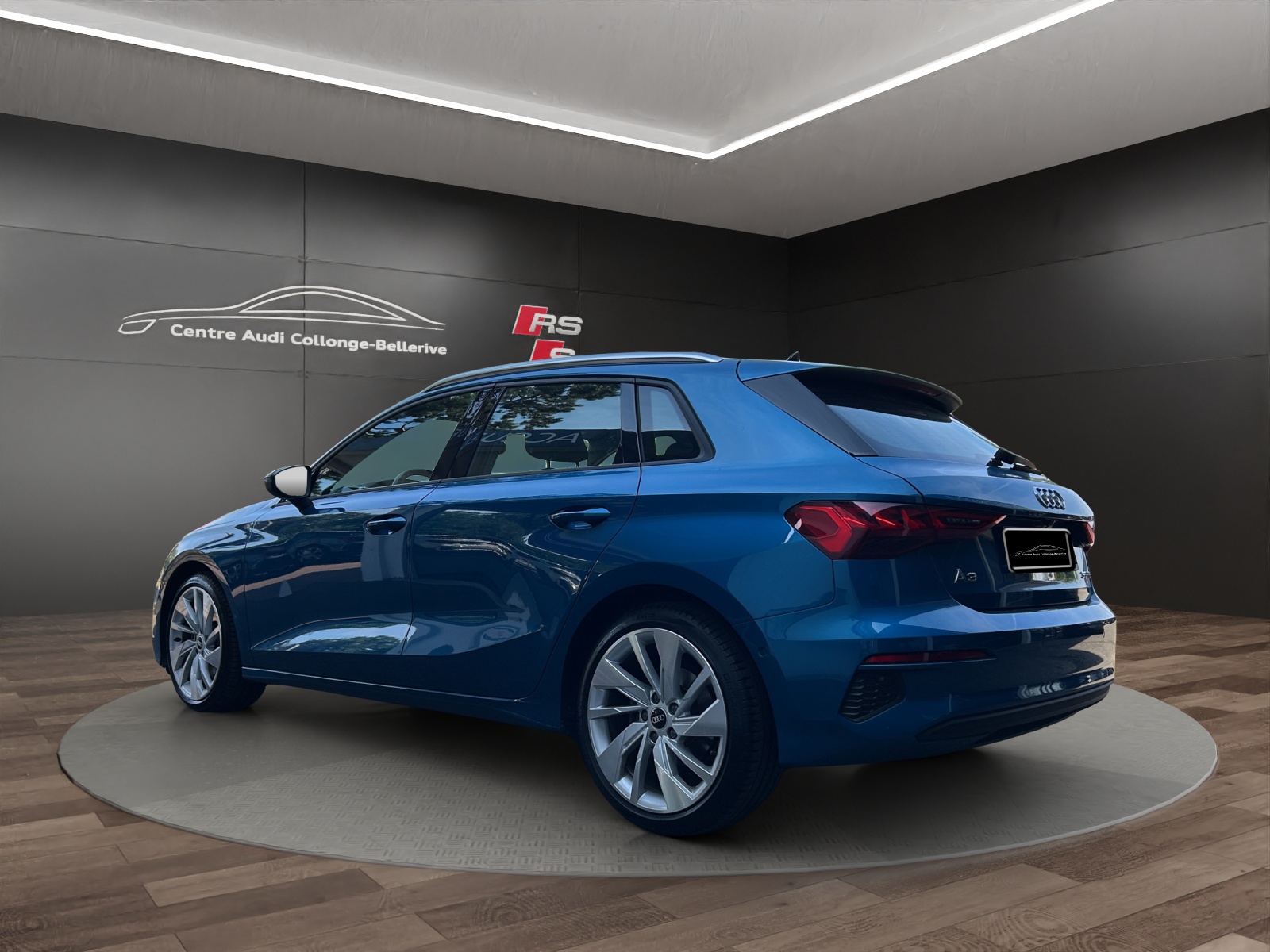 AUDI A3 Sportback 35 TFSI Attraction S-tronic-showroom-element-3