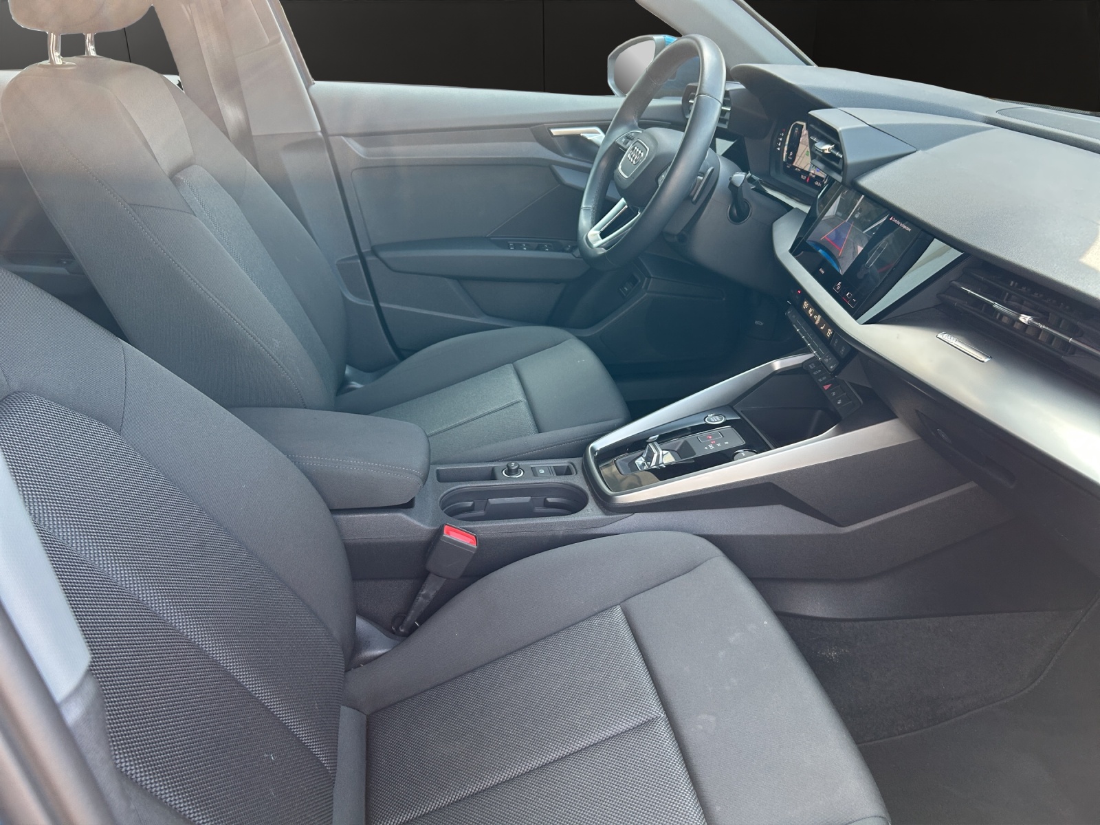 AUDI A3 Sportback 35 TFSI Attraction S-tronic-image-15