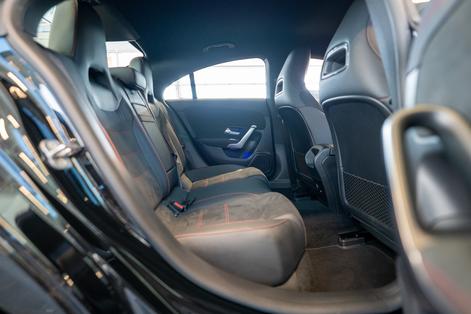 MERCEDES-BENZ CLA 200 AMG Line / Facelift / Rückfahrkamera / Ambientebeleuchtung-image-13