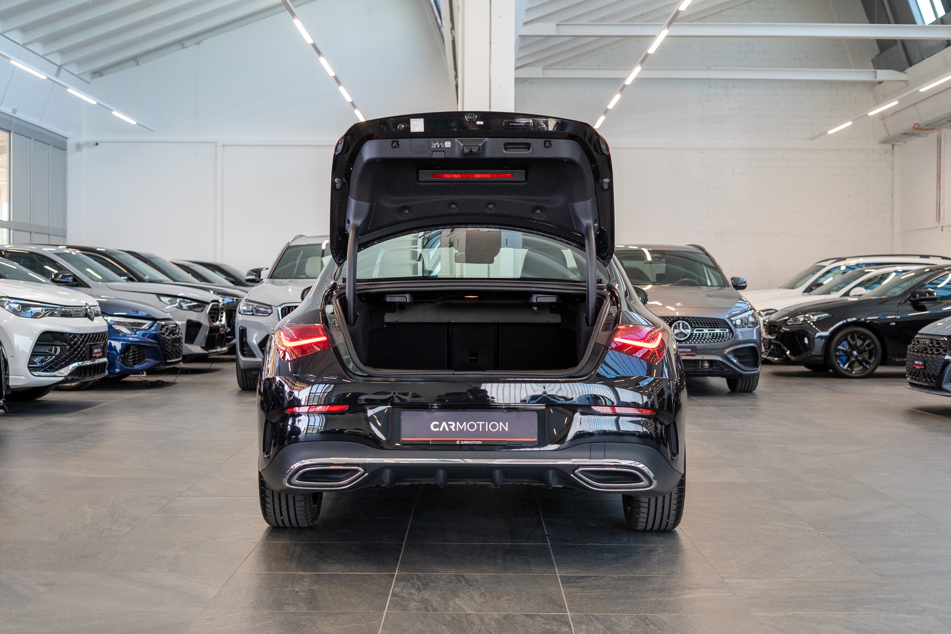 MERCEDES-BENZ CLA 200 AMG Line / Facelift / Rückfahrkamera / Ambientebeleuchtung-image-6