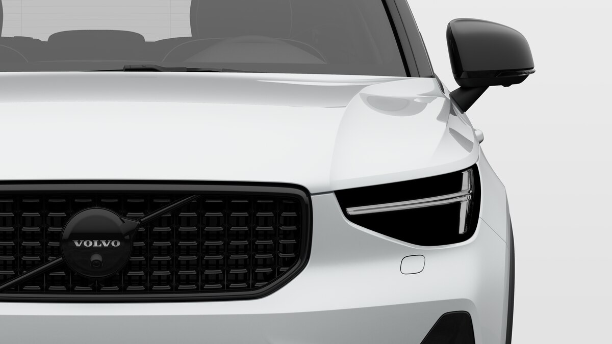 VOLVO XC40 2.0 B4 MH Black Edition-image-6