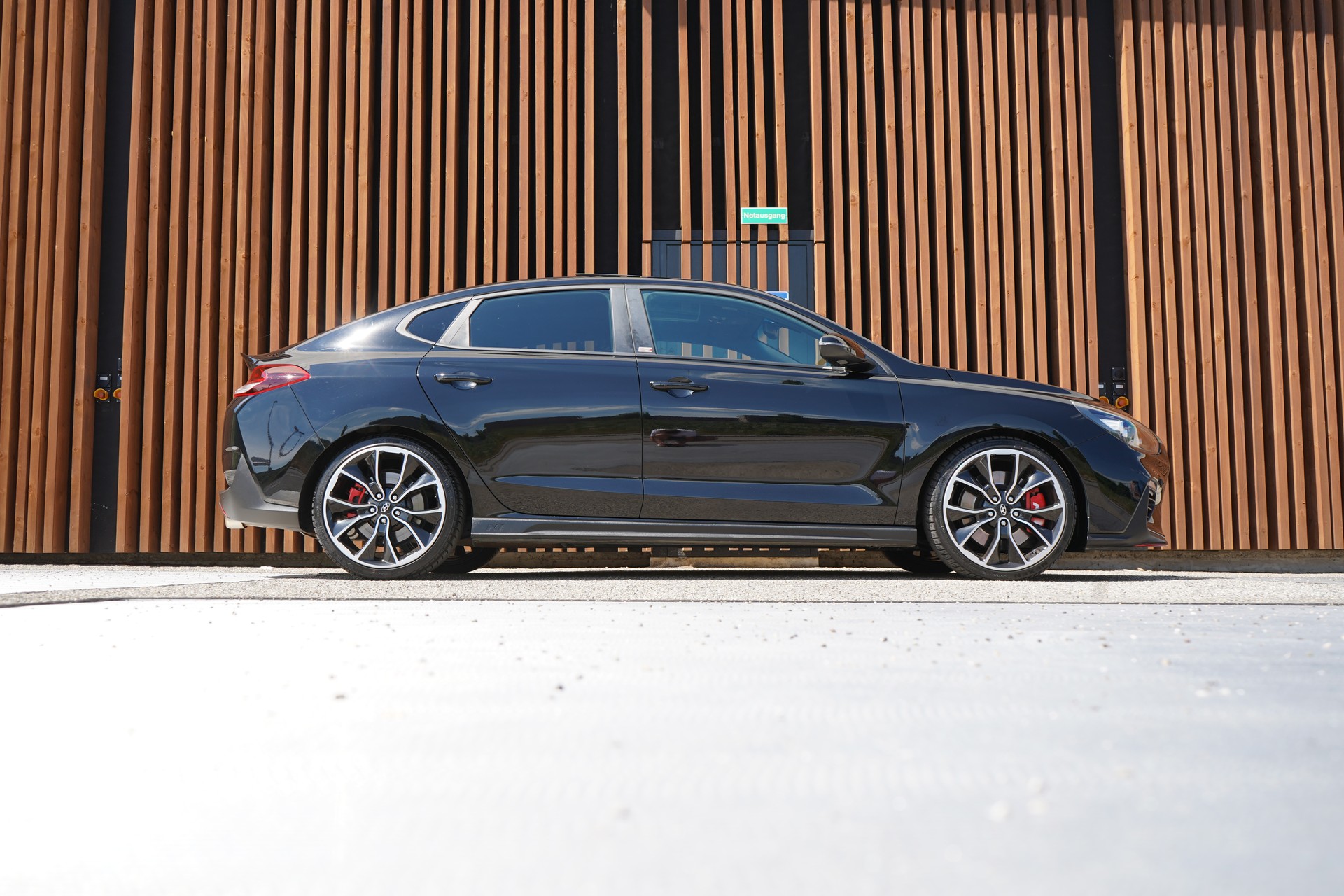 HYUNDAI i30 FASTBACK N 2.0 T-GDi l 275 PS-image-0