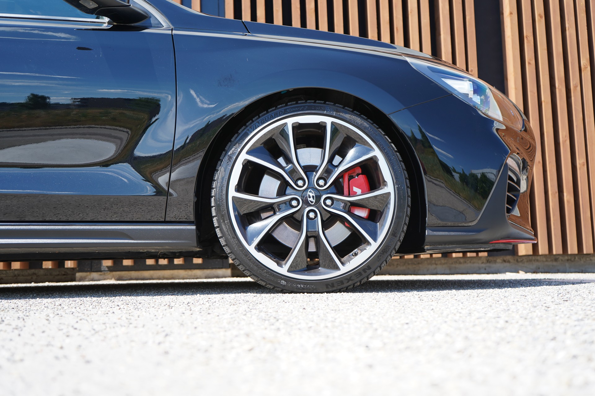 HYUNDAI i30 FASTBACK N 2.0 T-GDi l 275 PS-image-17