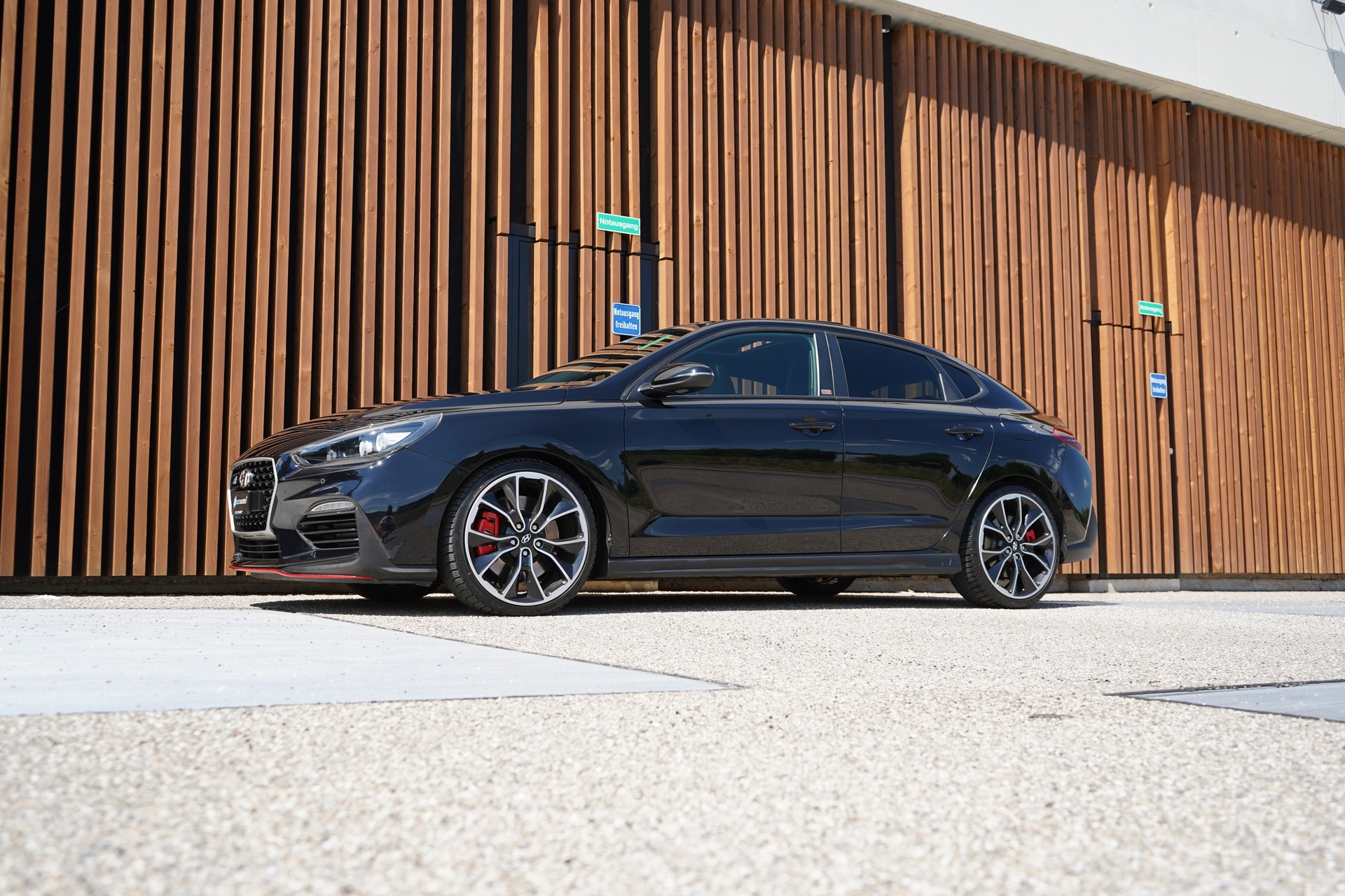 HYUNDAI i30 FASTBACK N 2.0 T-GDi l 275 PS-image-5