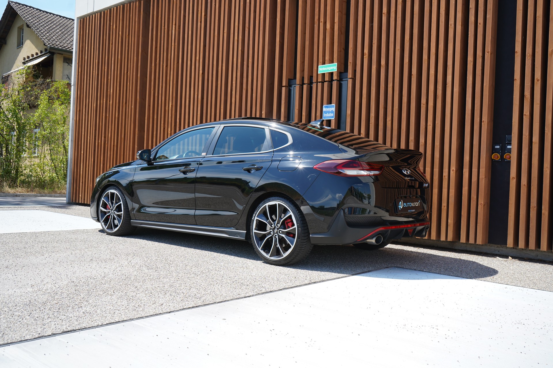HYUNDAI i30 FASTBACK N 2.0 T-GDi l 275 PS-image-8