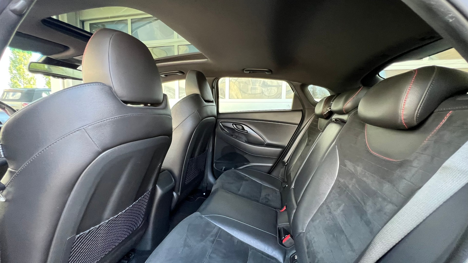 HYUNDAI i30 FASTBACK N 2.0 T-GDi l 275 PS-image-26
