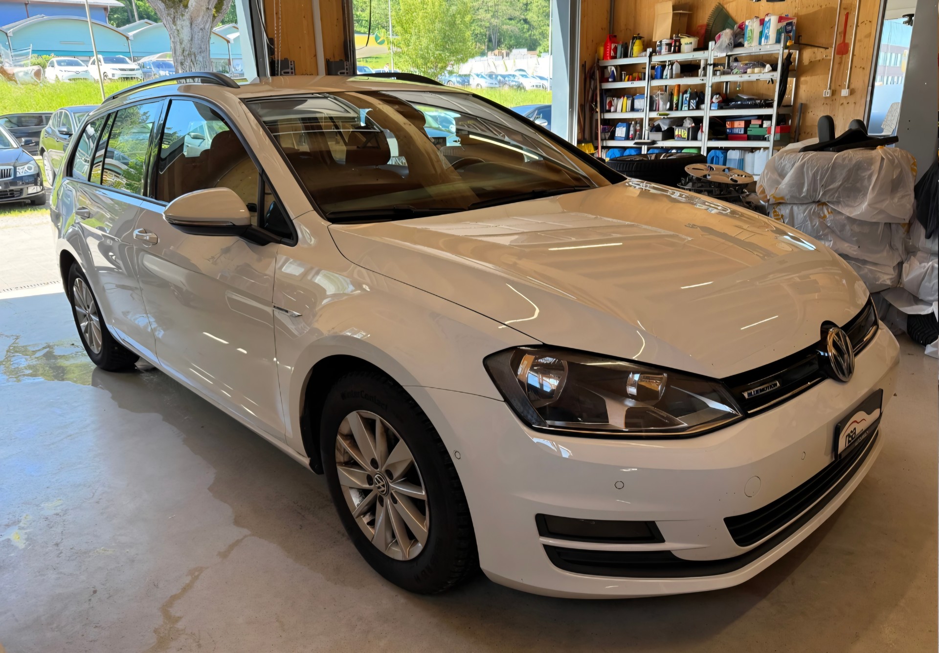 VW Golf Variant 1.0 TSI BlueMotion Comfortline DSG-image-2