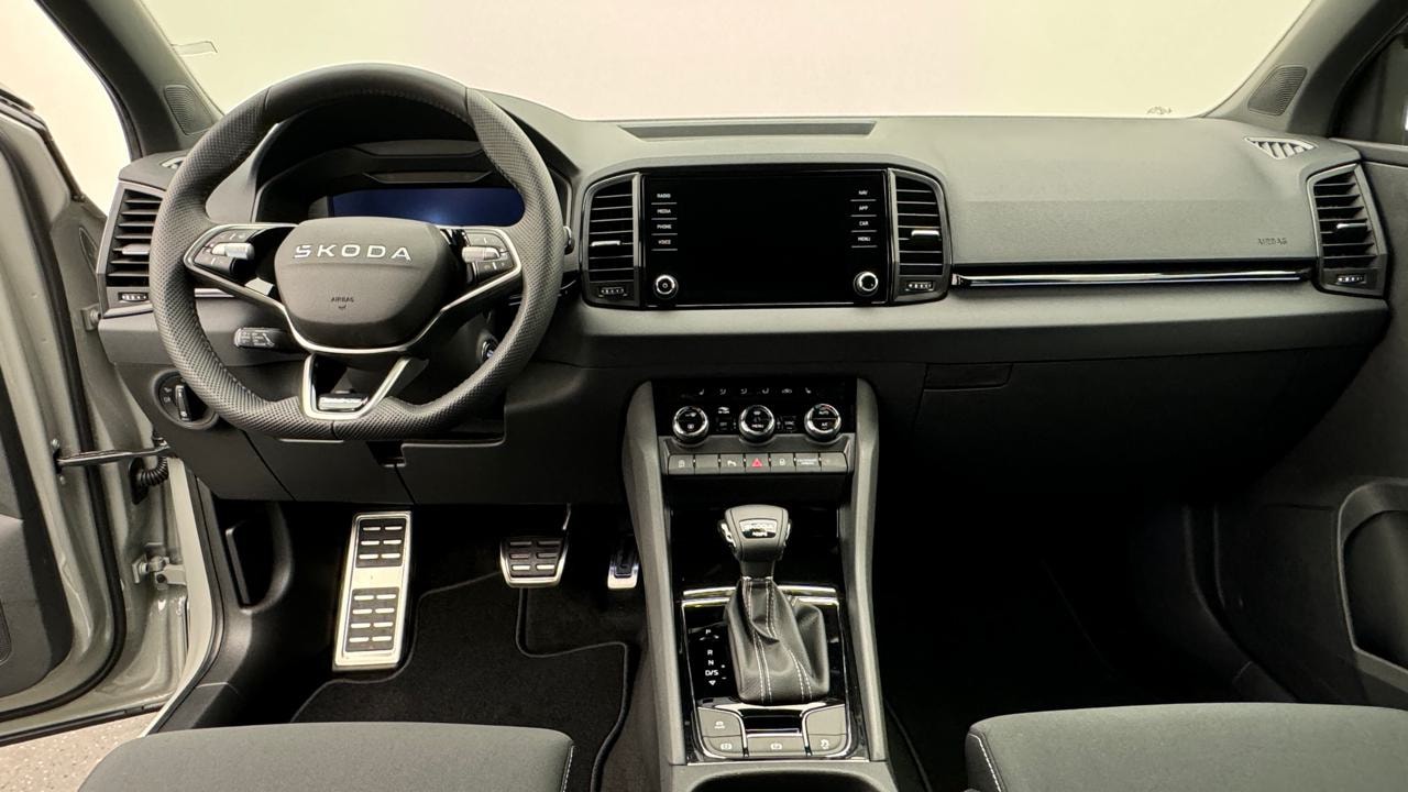 SKODA Karoq 2.0 TSI SportLine 4x4 DSG-image-5