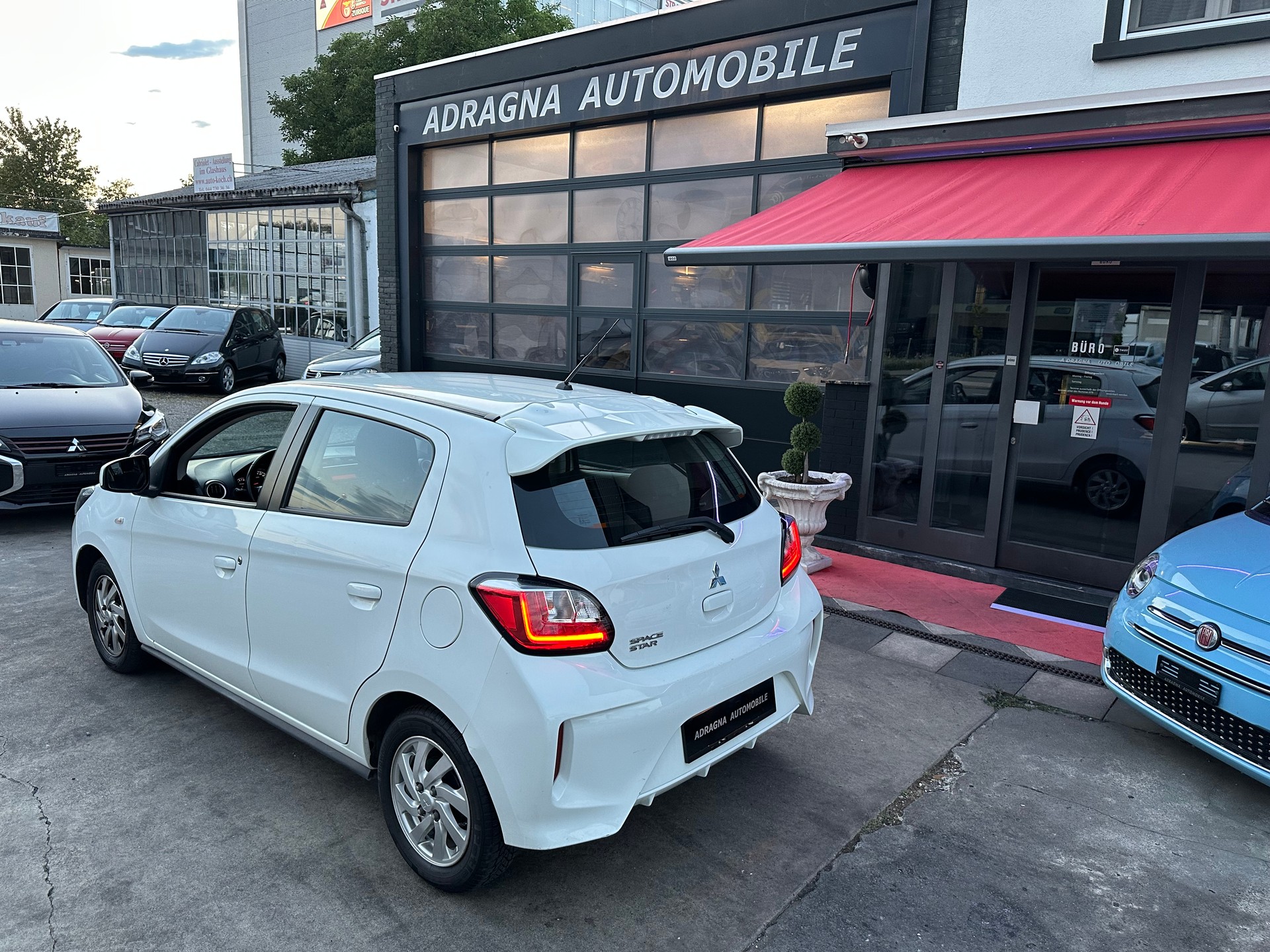 MITSUBISHI Space Star 1.2 CVT Diamond-showroom-element-3