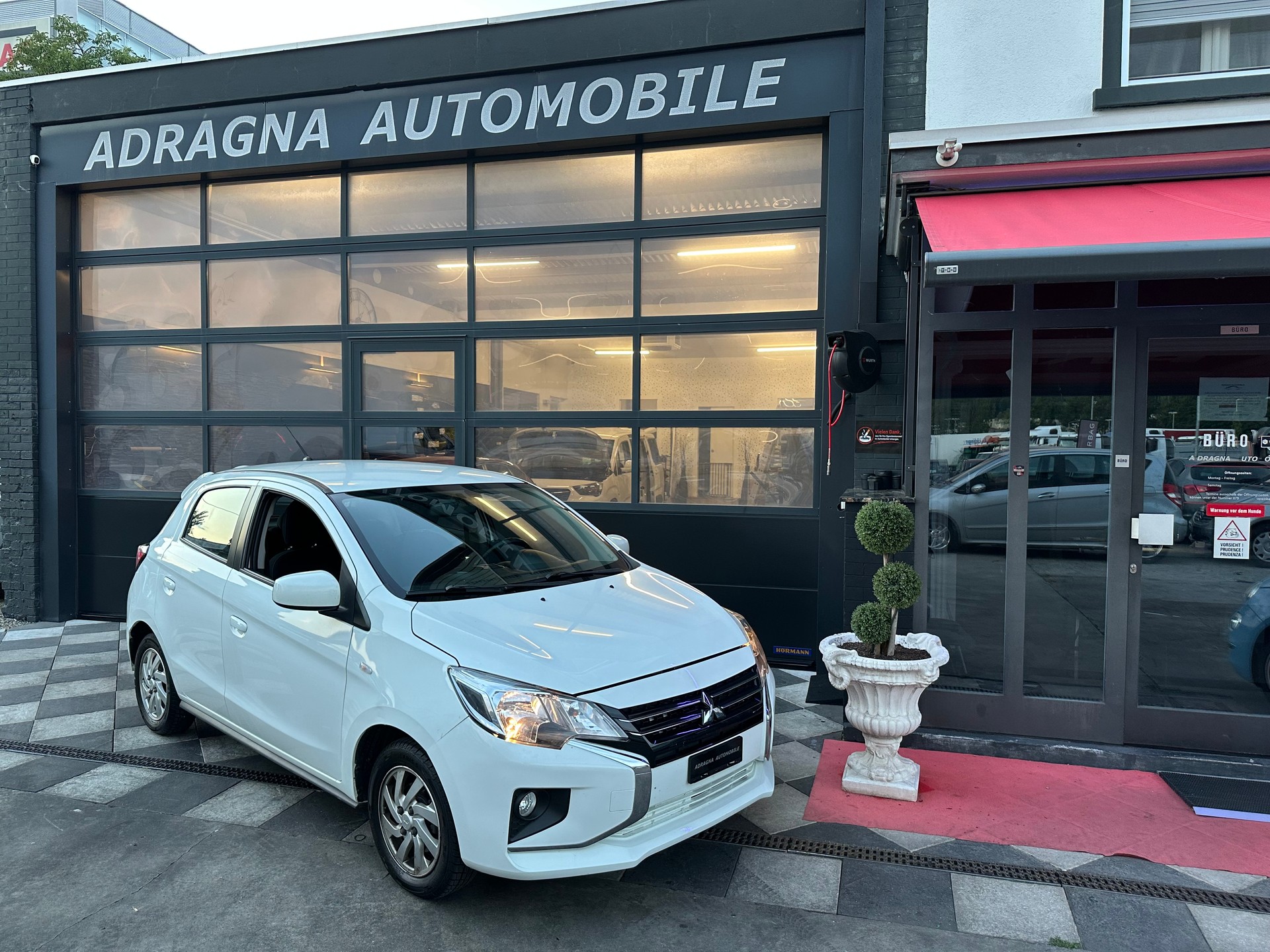 MITSUBISHI Space Star 1.2 CVT Diamond-showroom-element-2