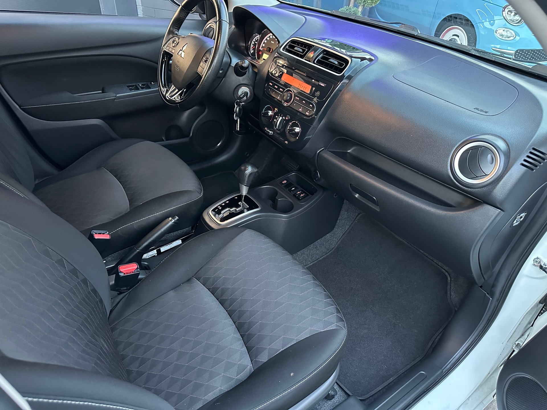 MITSUBISHI Space Star 1.2 CVT Diamond-image-13