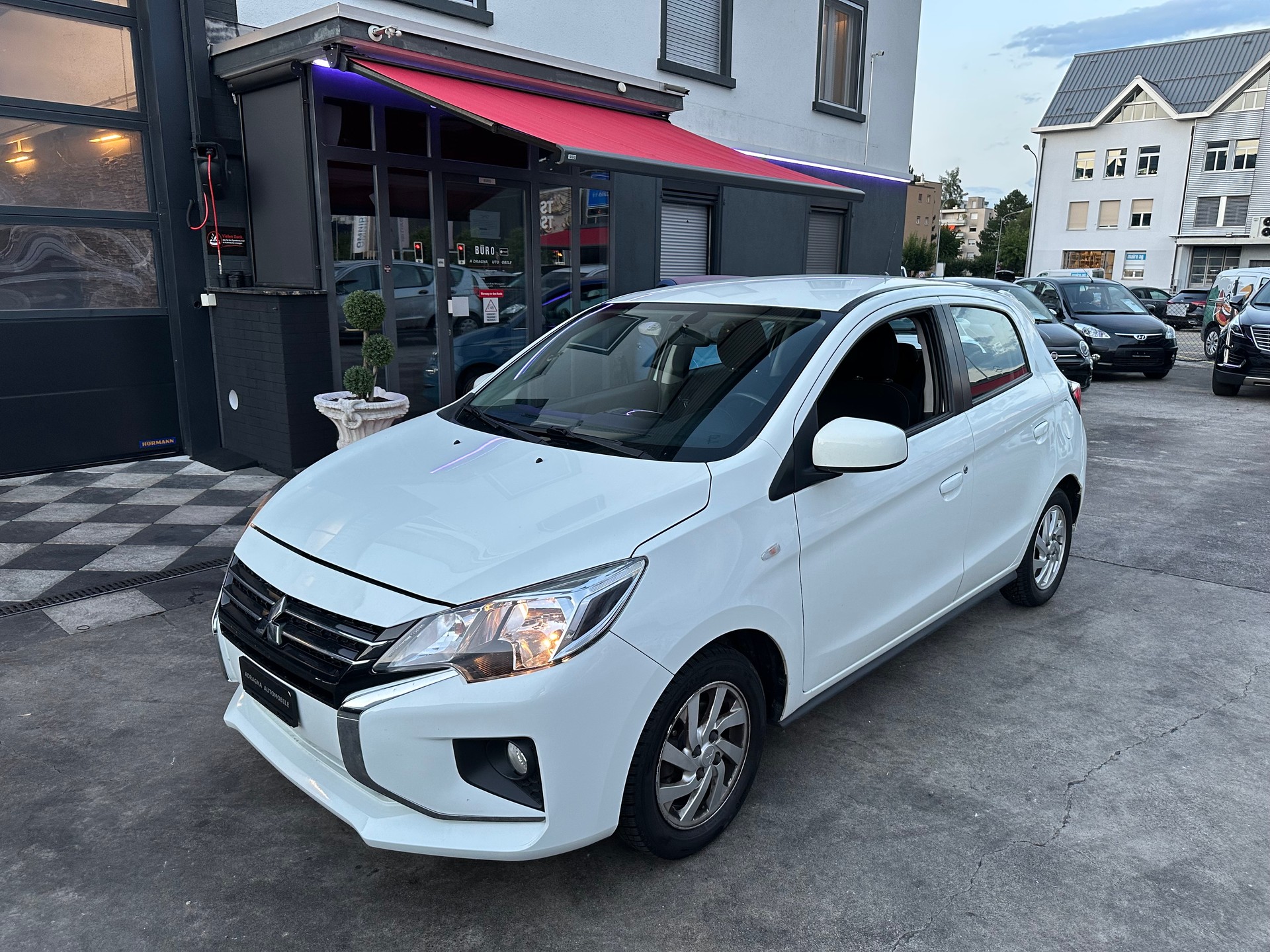 MITSUBISHI Space Star 1.2 CVT Diamond-image-6