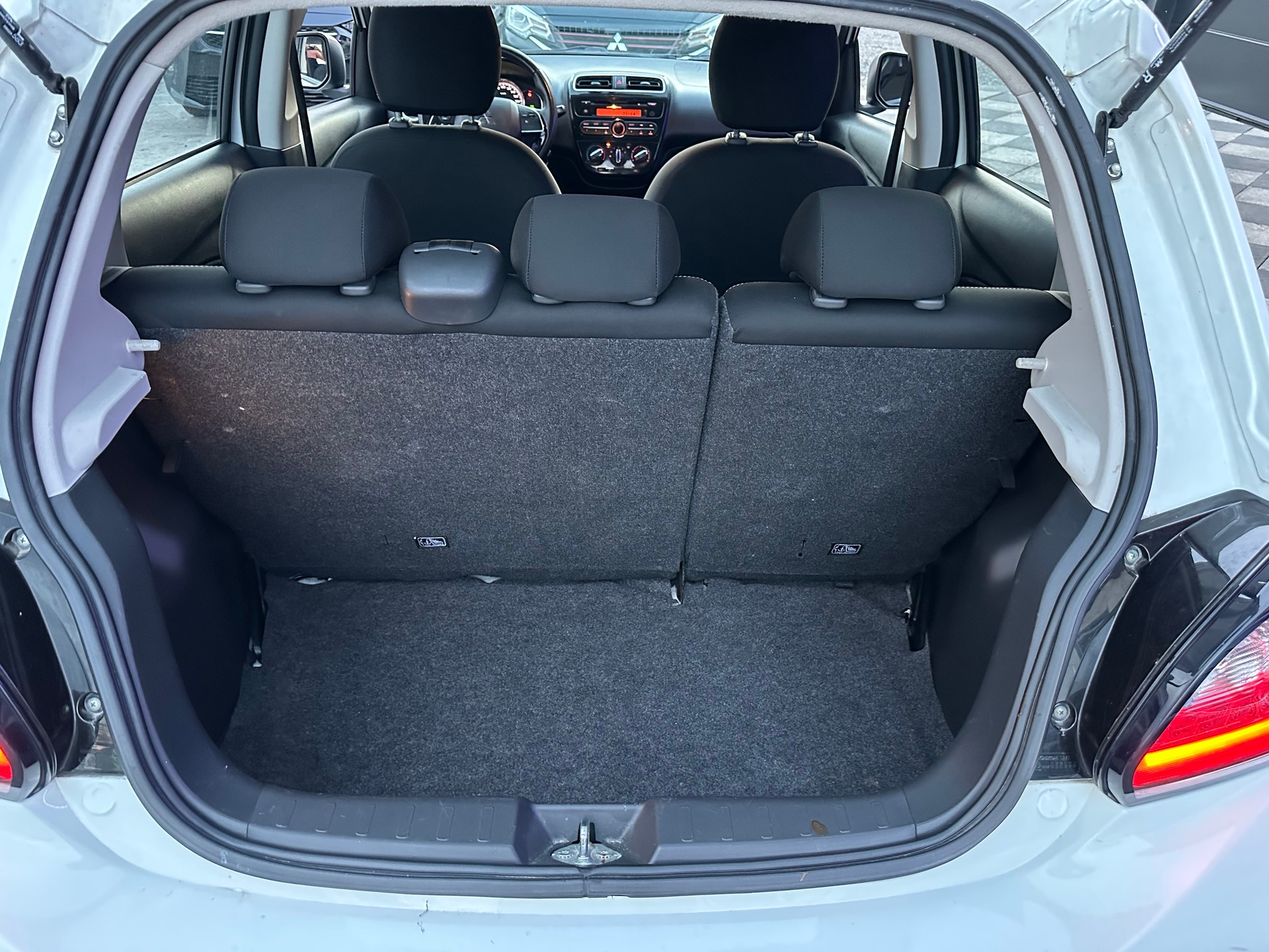 MITSUBISHI Space Star 1.2 CVT Diamond-image-19