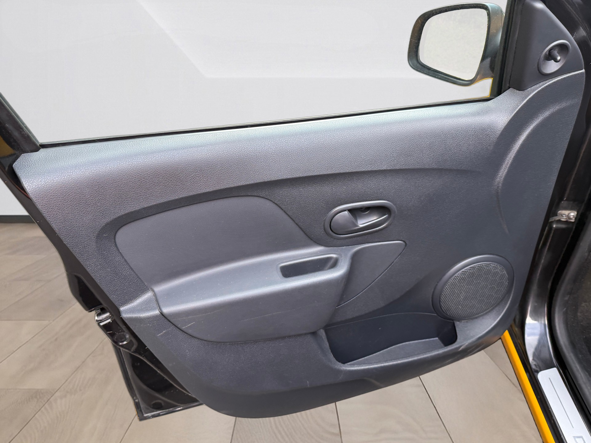 DACIA Sandero 1.2 Ambiance-image-13
