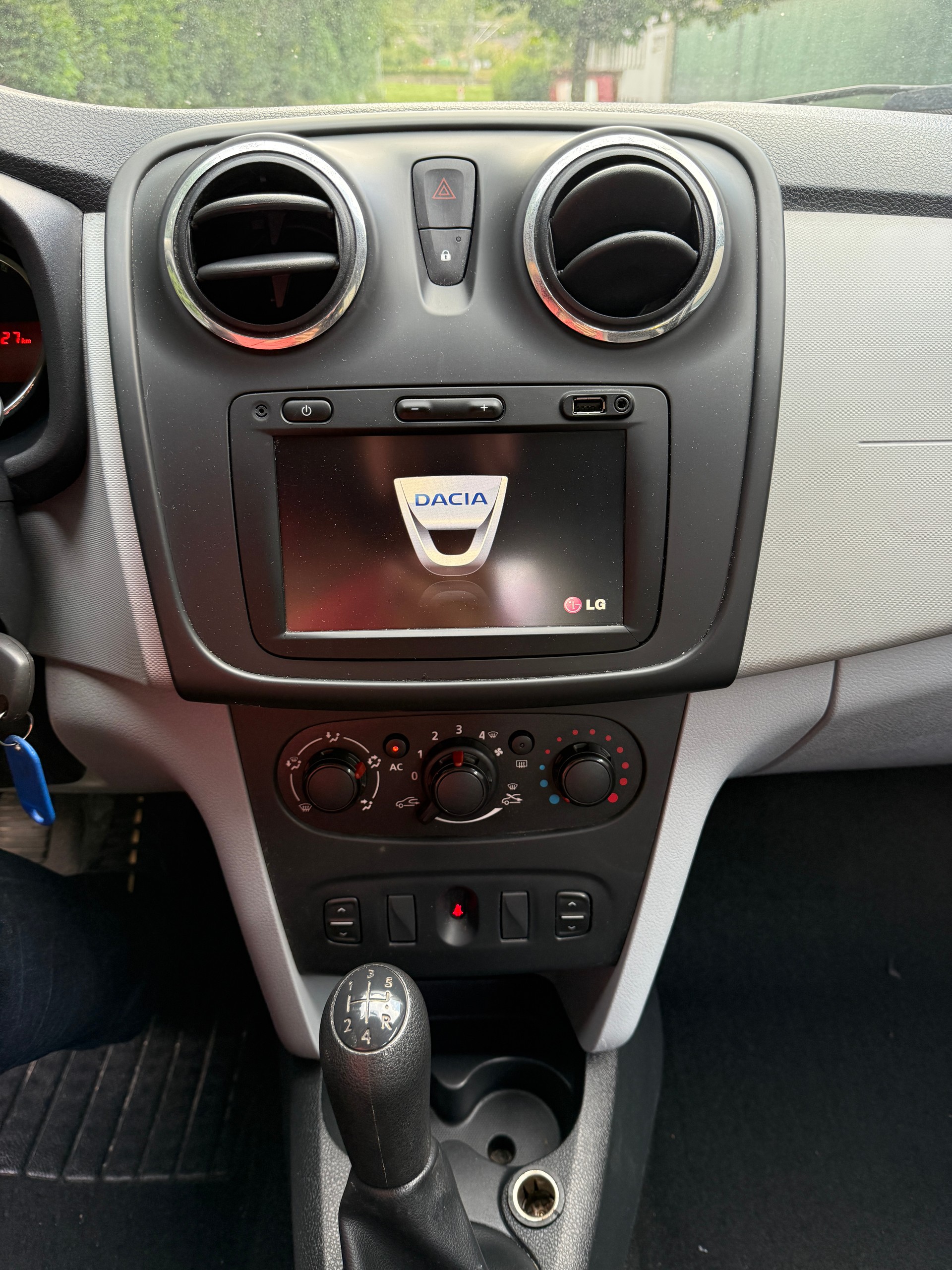DACIA Sandero 1.2 Ambiance-image-14