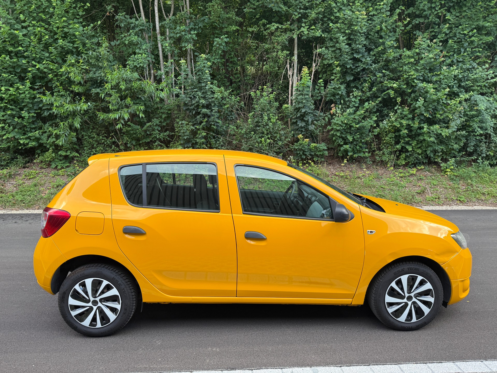 DACIA Sandero 1.2 Ambiance-image-8