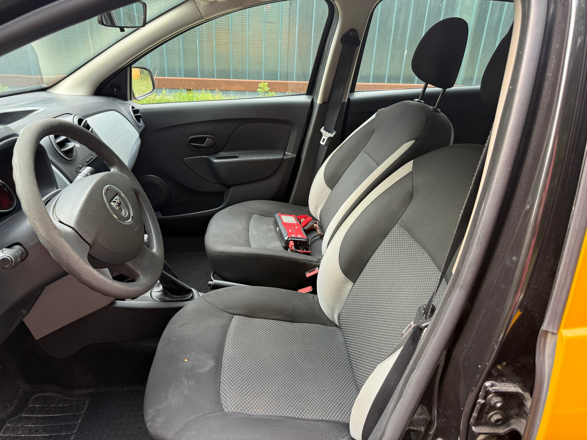 DACIA Sandero 1.2 Ambiance-image-12