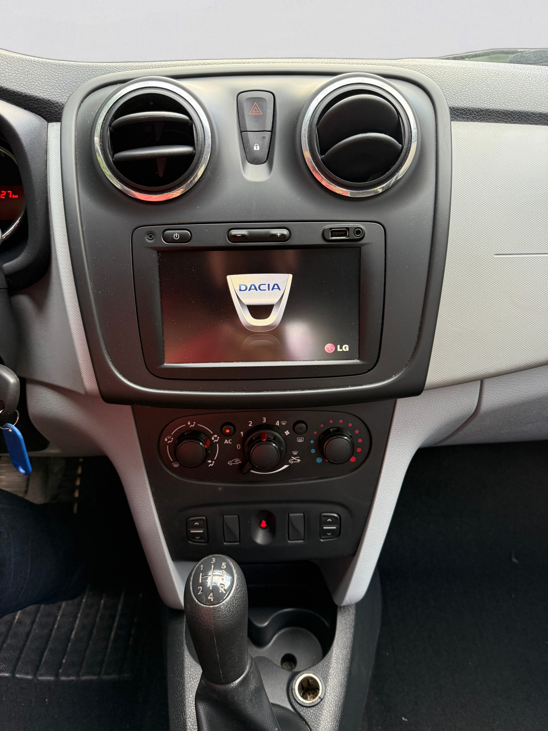 DACIA Sandero 1.2 Ambiance-image-14