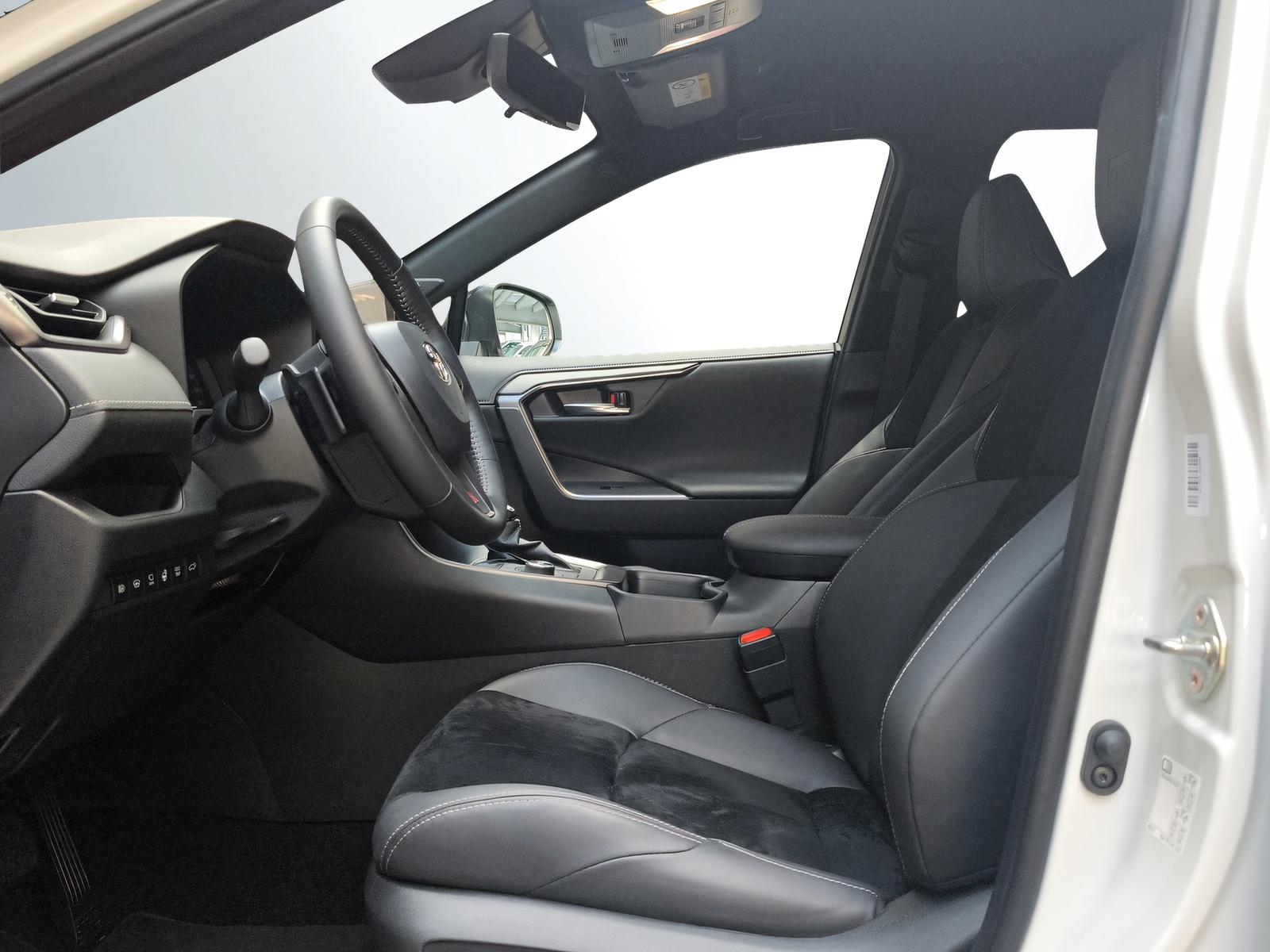 TOYOTA RAV4 2.5 Plug-In-Hybrid GR Sport-showroom-element-2