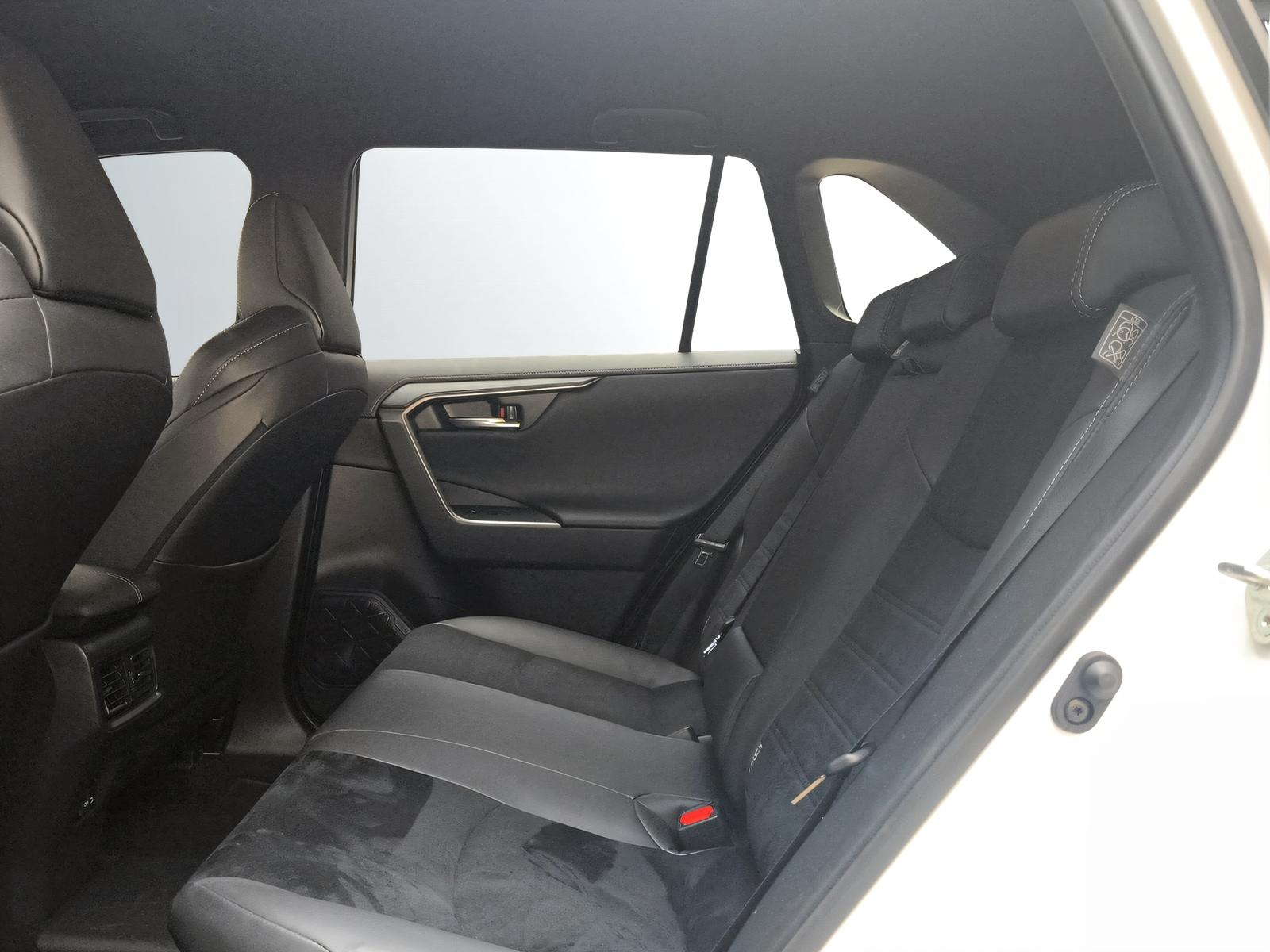 TOYOTA RAV4 2.5 Plug-In-Hybrid GR Sport-image-9
