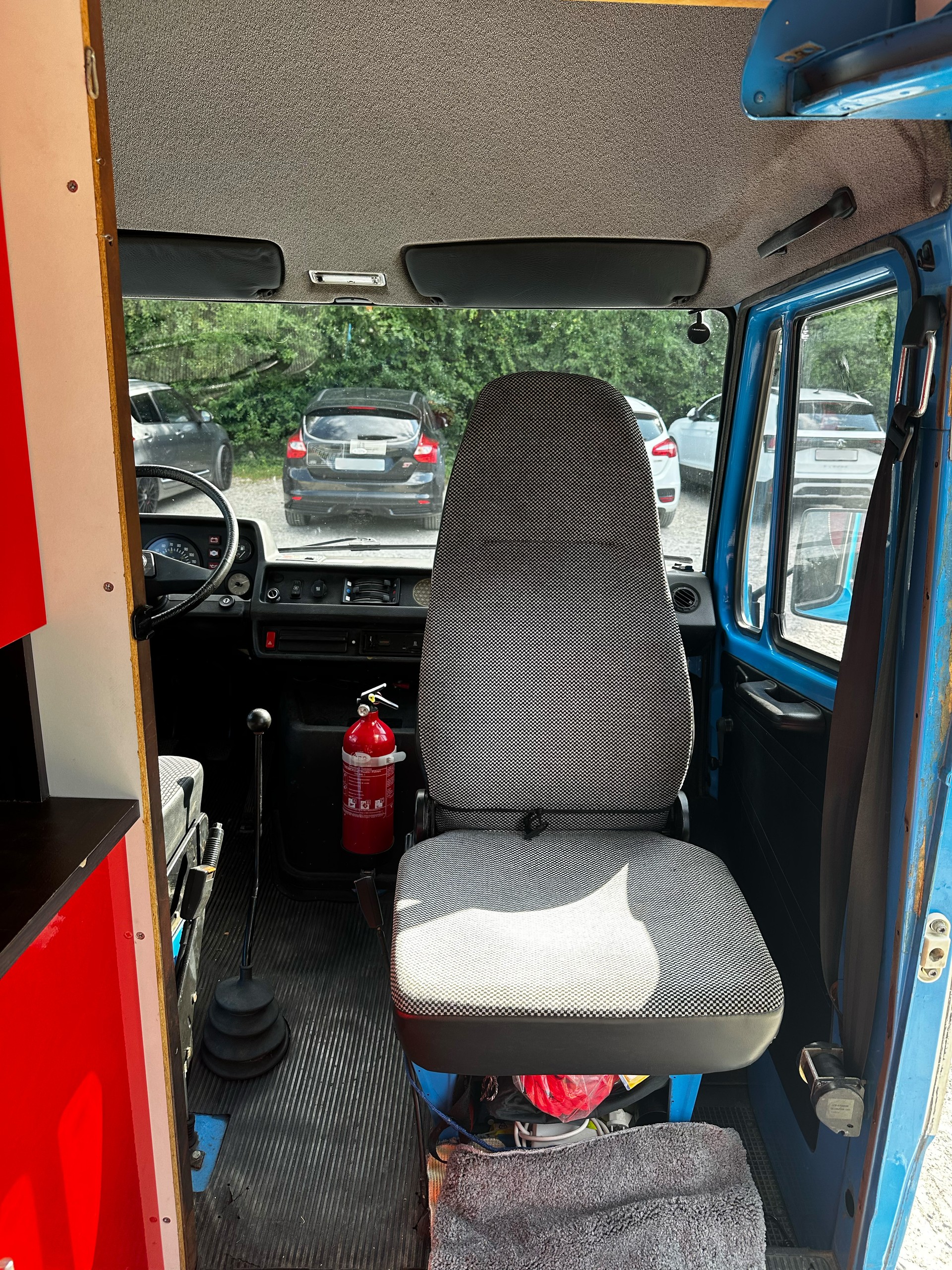 MERCEDES-BENZ M102.945-image-6