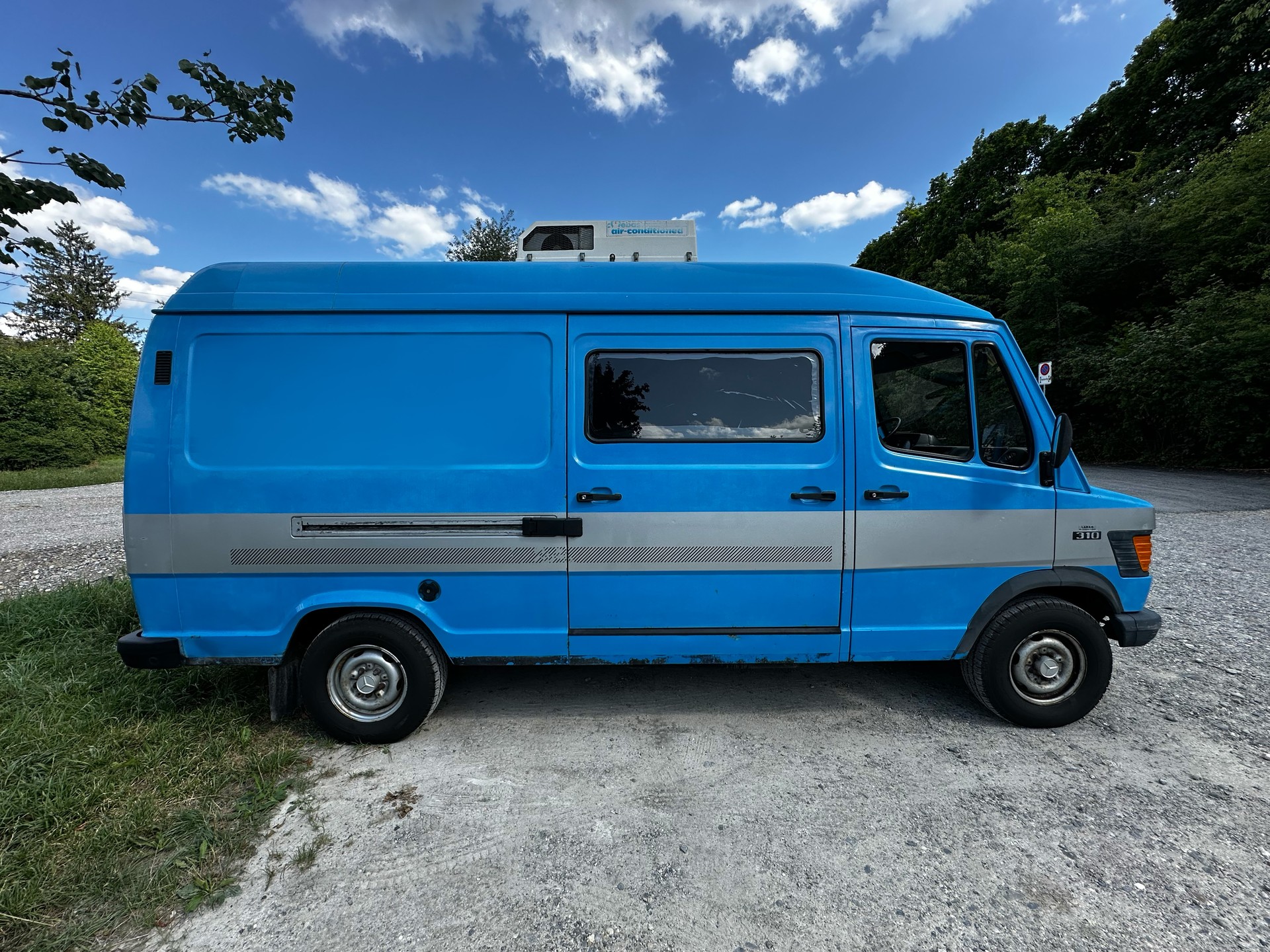 MERCEDES-BENZ M102.945-image-2