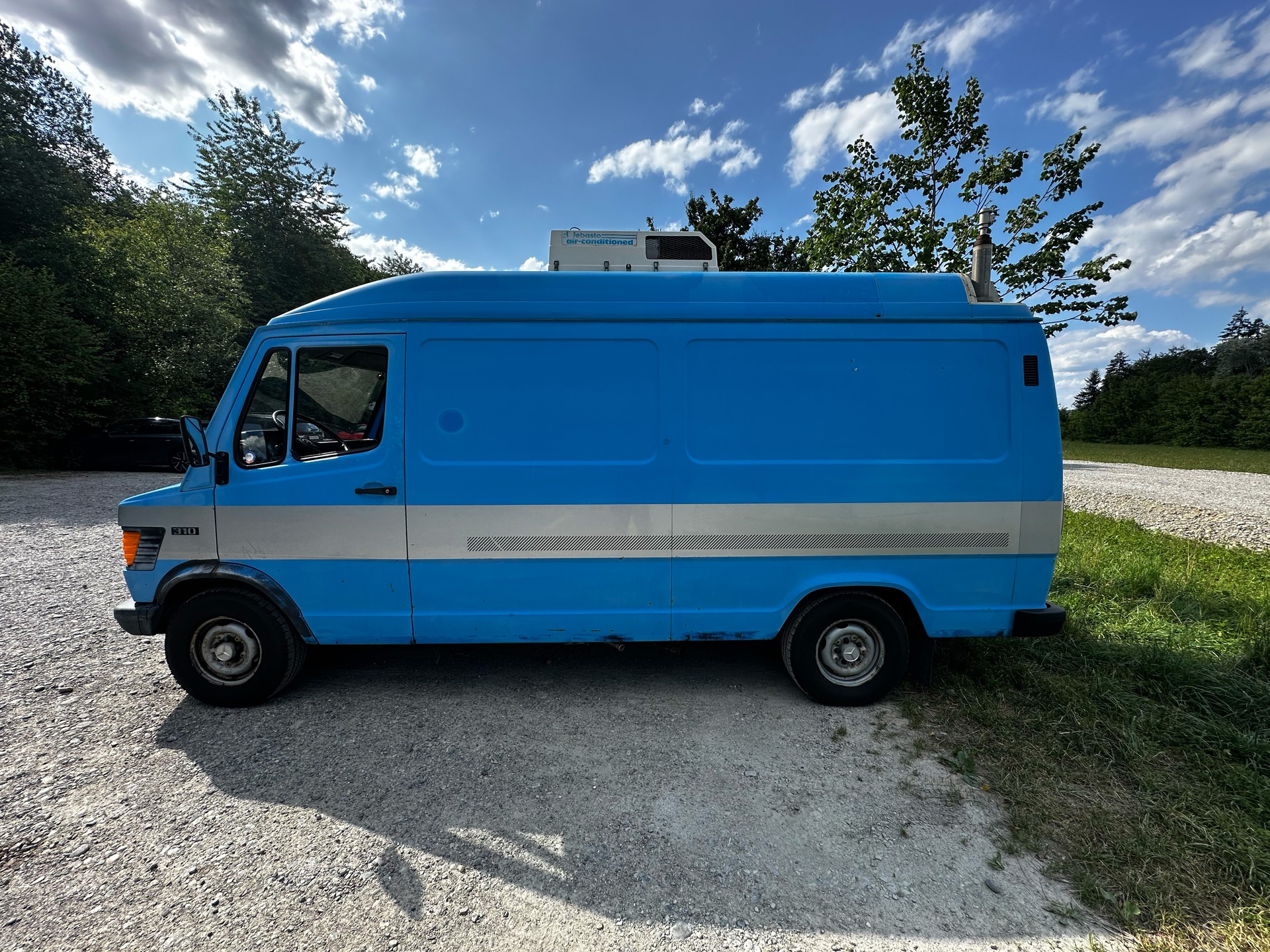 MERCEDES-BENZ M102.945-image-1