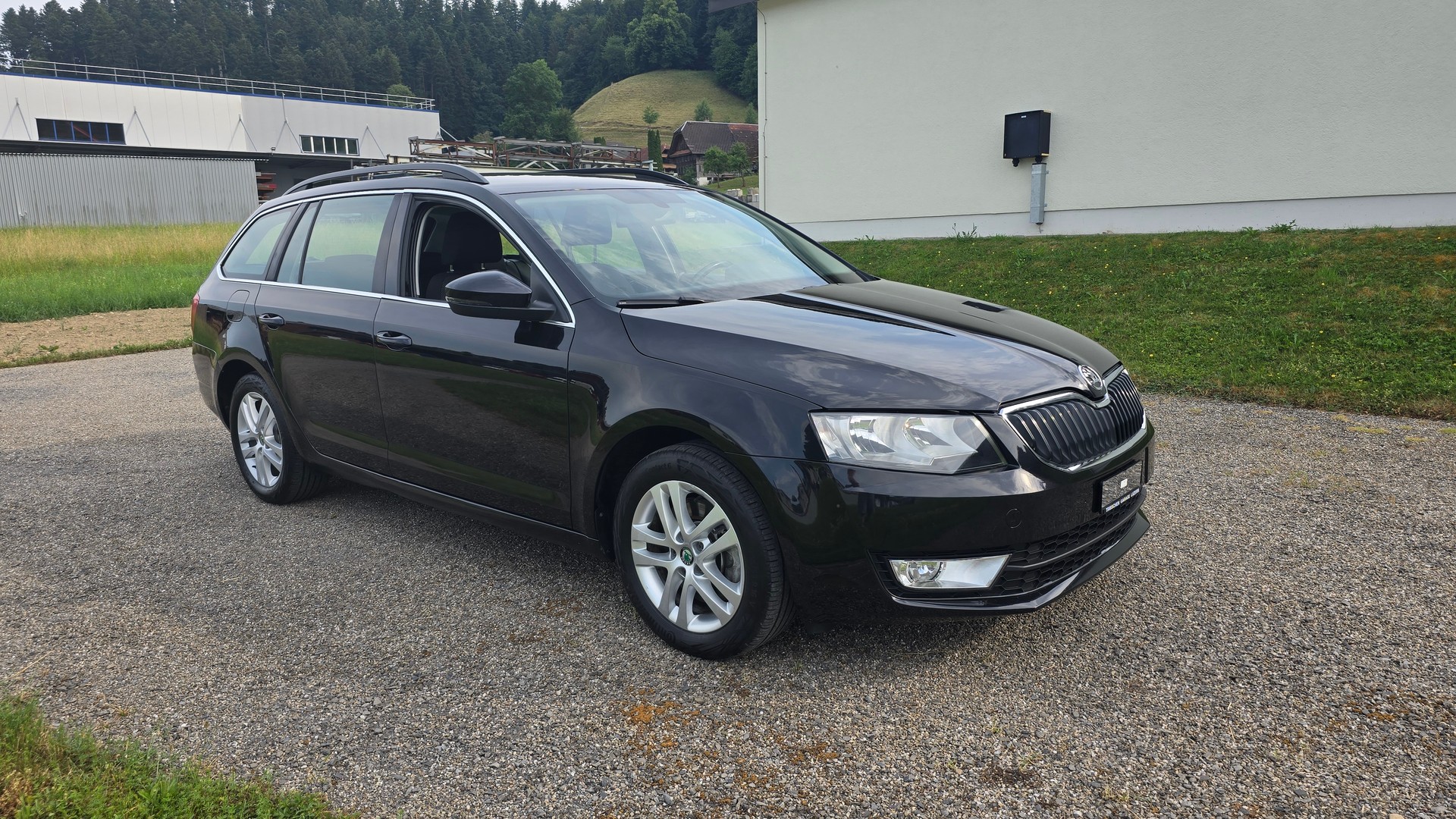 SKODA 1.8 TSI Elegance 4x4 DSG-image-14