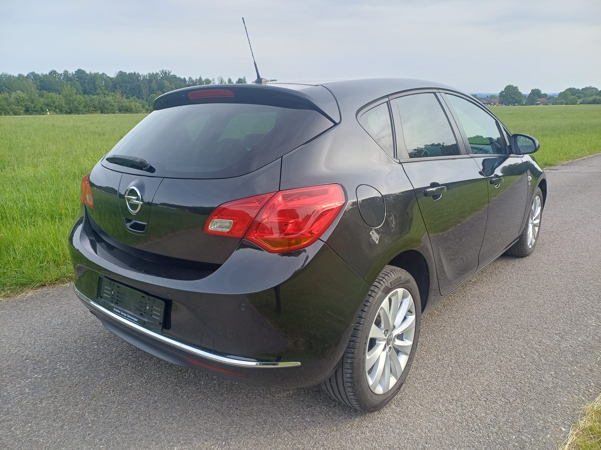 OPEL Astra 1.4i 16V Turbo-image-2