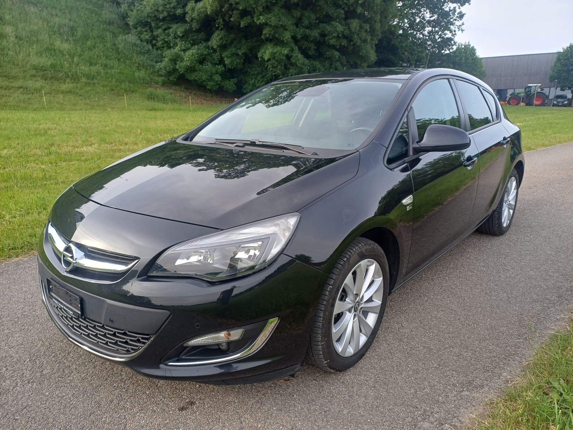 OPEL Astra 1.4i 16V Turbo-image-1