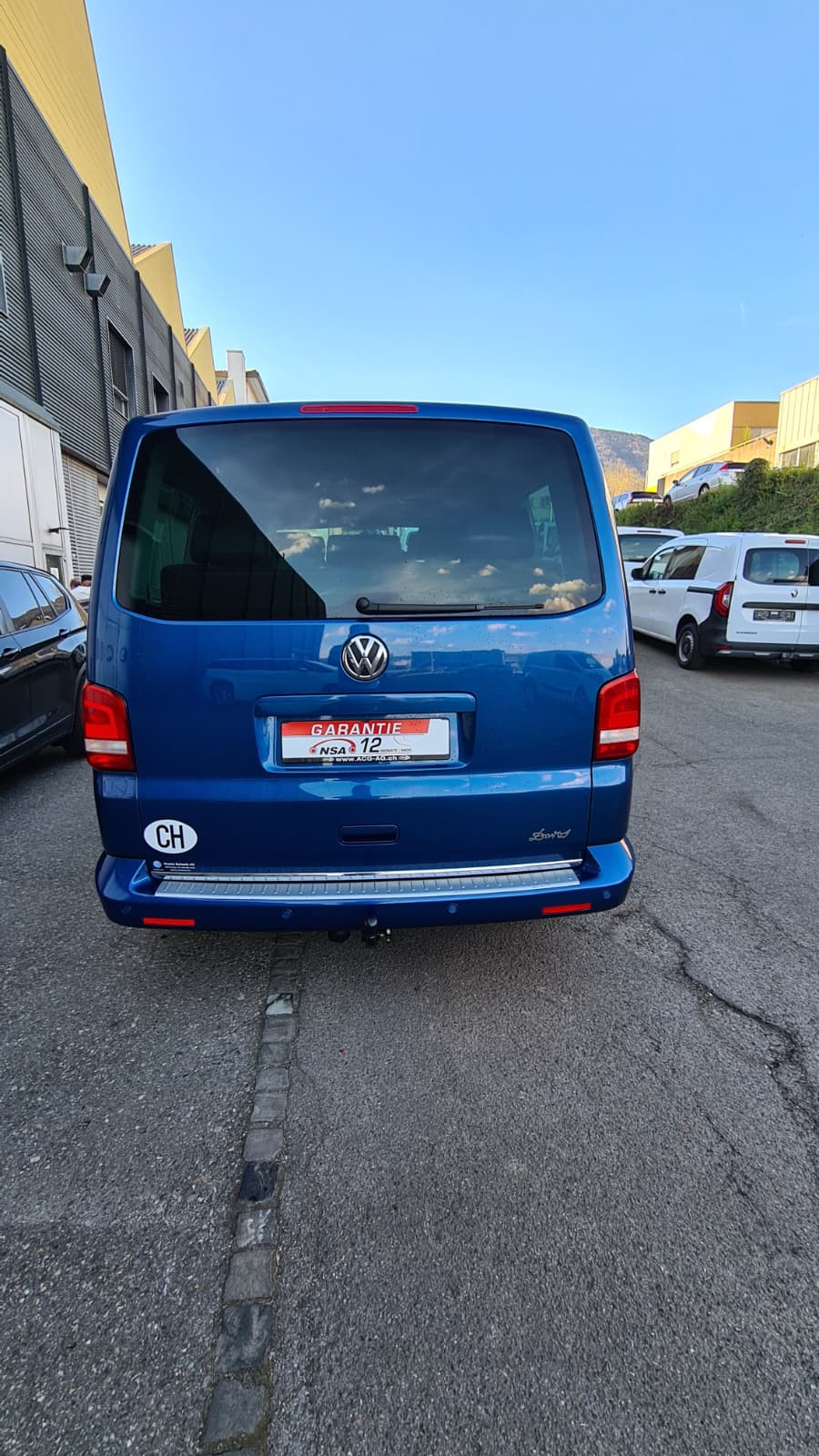 VW T5 Multivan 2.0 Bi-TDI CR Highline 4Motion DSG ** 180 PS ** Voll-Leder ** 7-Plätzer ** Gr-Navi ** RF-Kamera ** Anh-Kupplung **-image-5