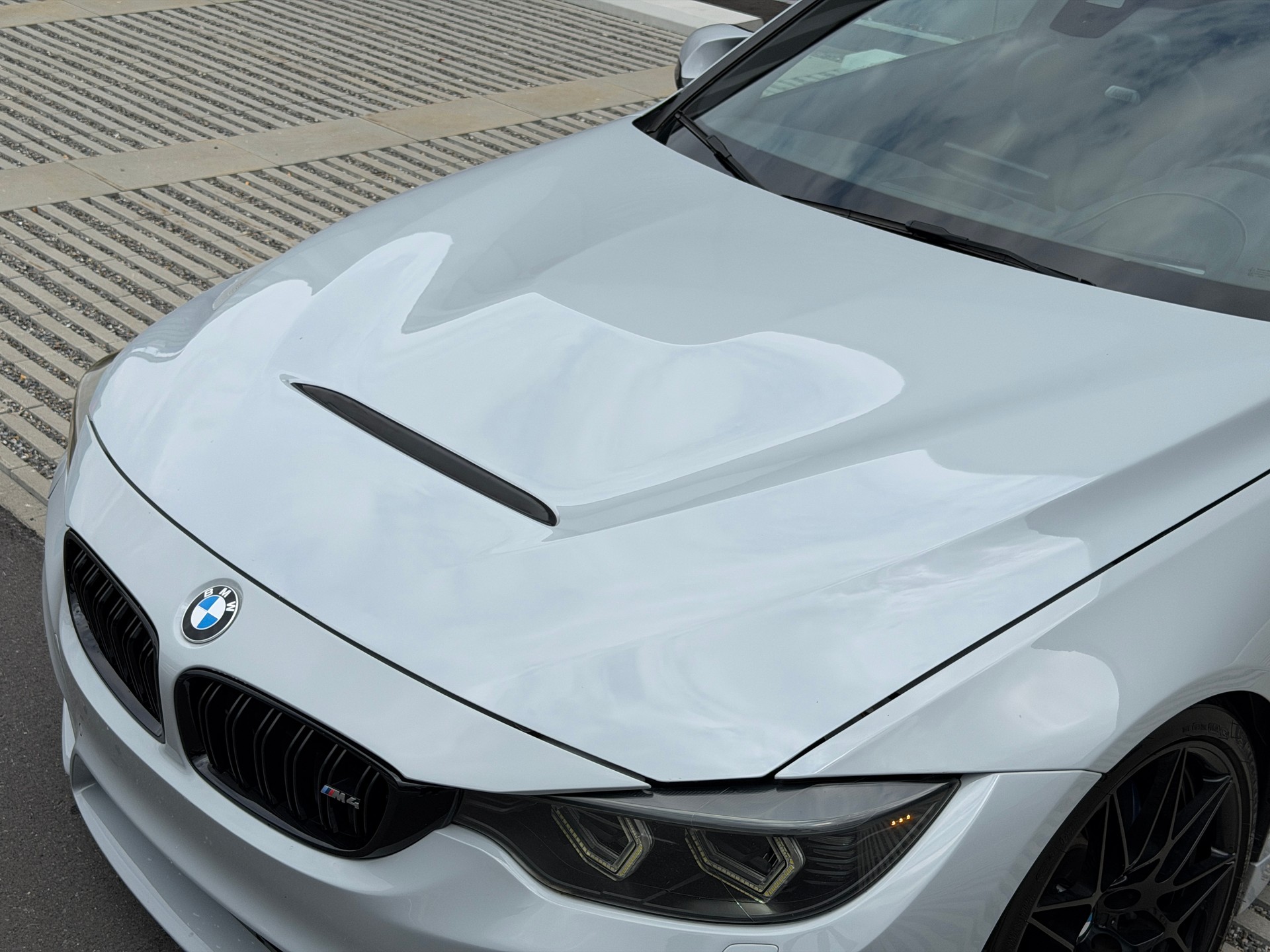 BMW M4 Coupé DKG *Stage2-Turbolader* *Titan-Auspuffanlage*-image-29