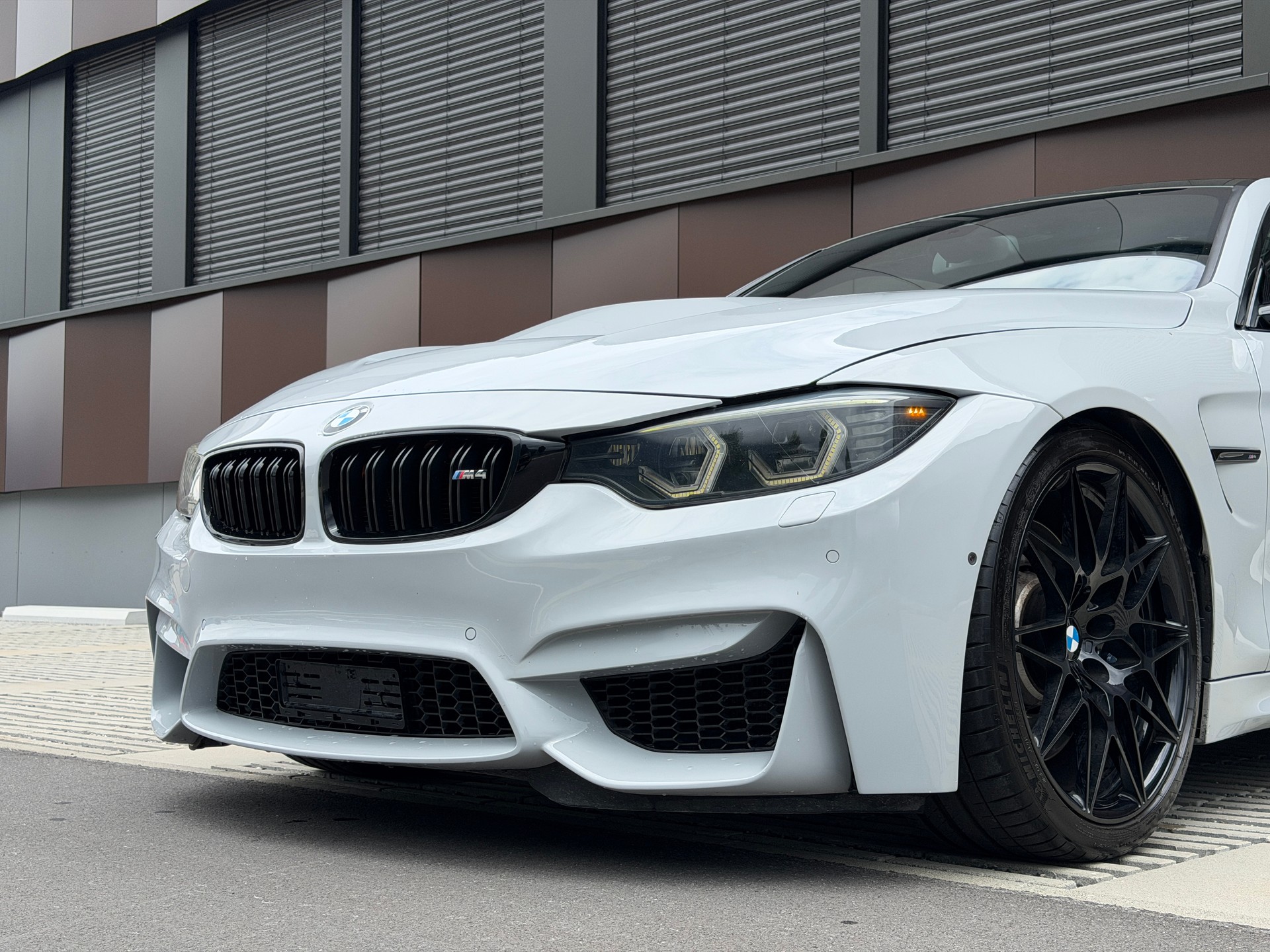 BMW M4 Coupé DKG *Stage2-Turbolader* *Titan-Auspuffanlage*-image-27