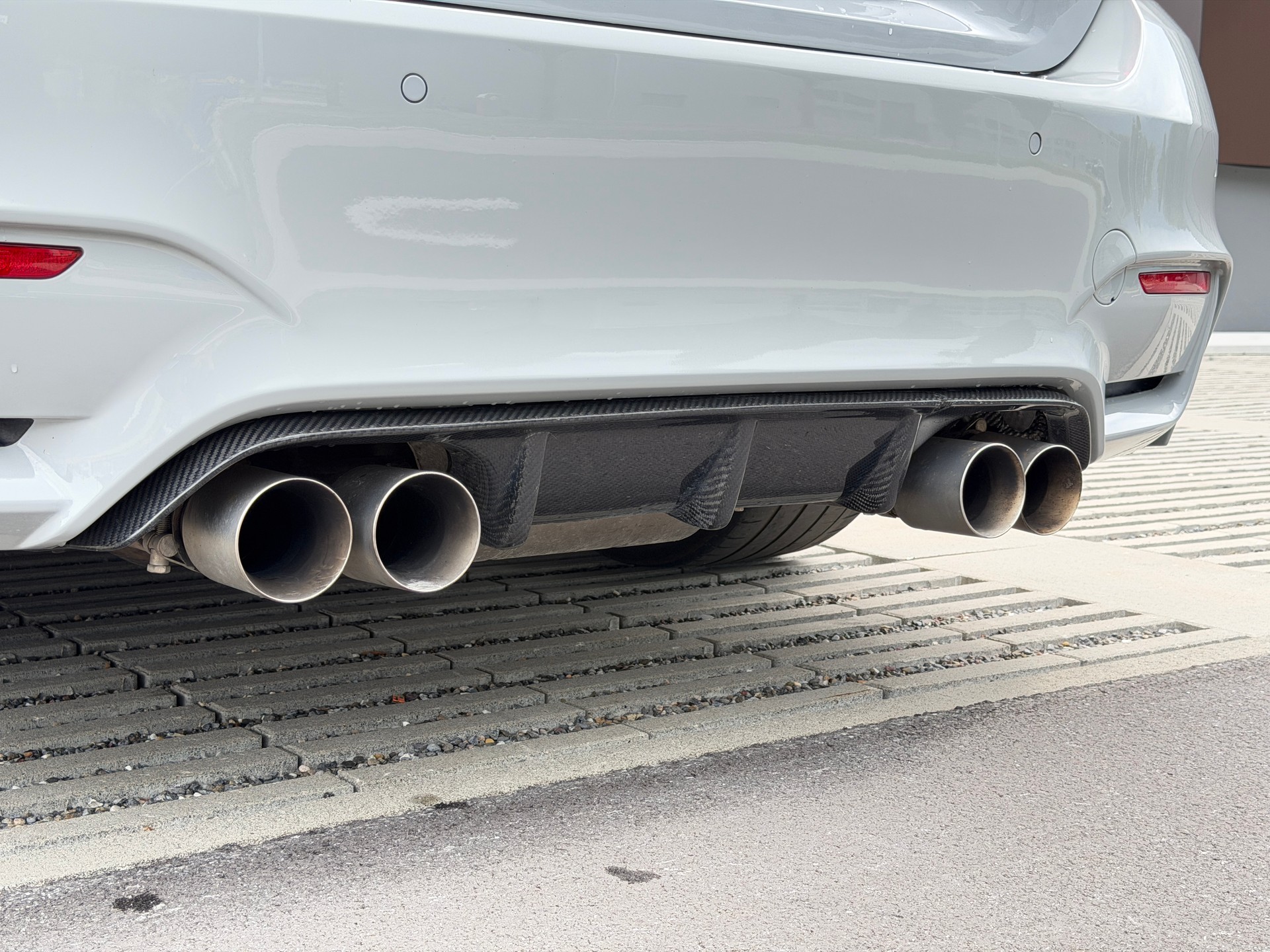 BMW M4 Coupé DKG *Stage2-Turbolader* *Titan-Auspuffanlage*-image-31