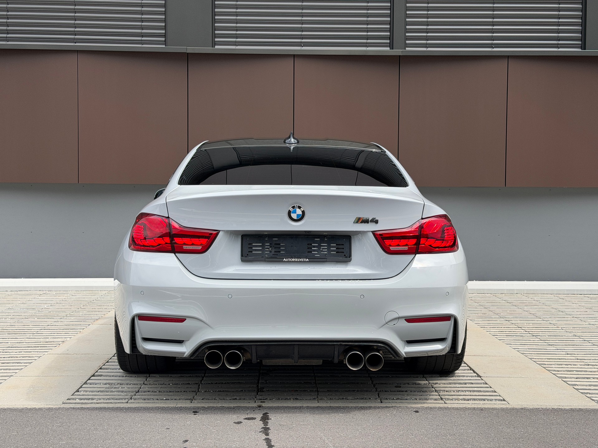 BMW M4 Coupé DKG *Stage2-Turbolader* *Titan-Auspuffanlage*-image-4