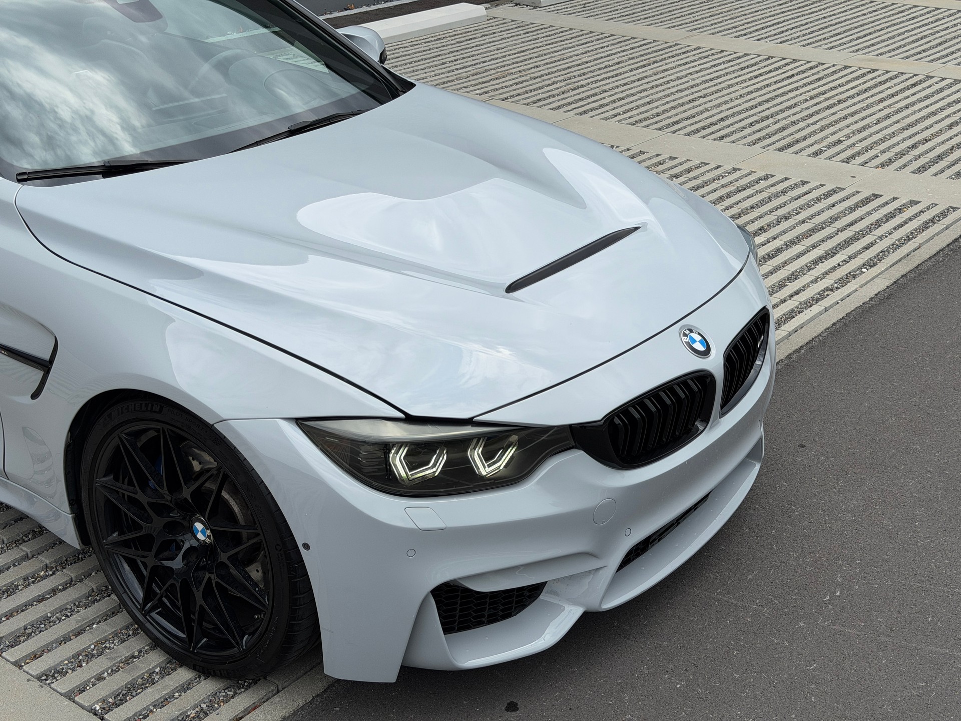 BMW M4 Coupé DKG *Stage2-Turbolader* *Titan-Auspuffanlage*-image-25