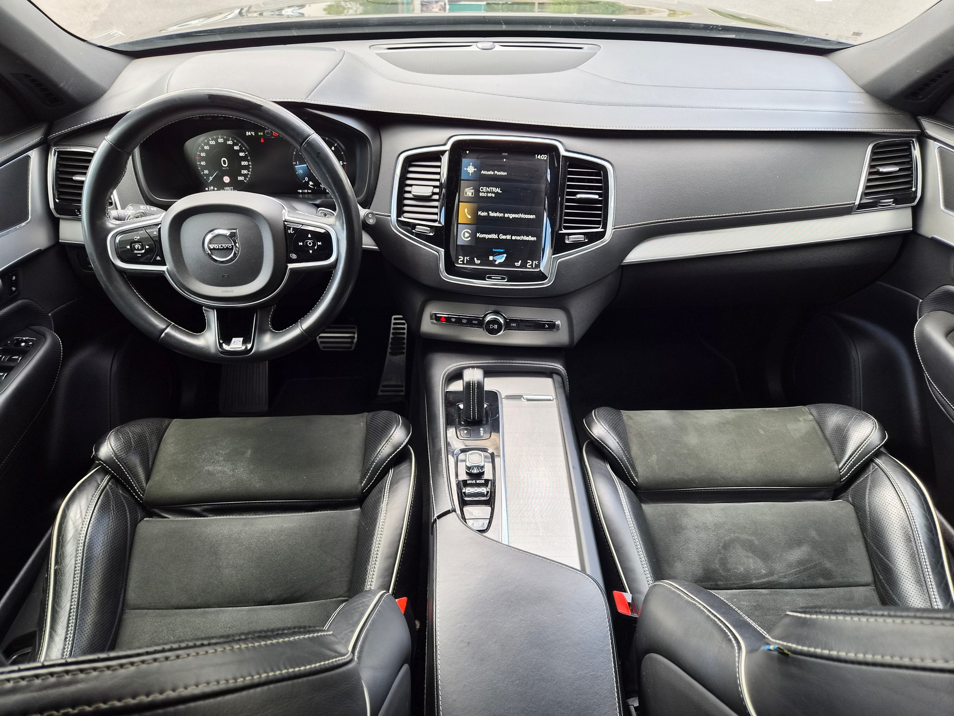 VOLVO XC90 B5 Diesel Mild Hybrid AWD R-Design Geartronic-image-10