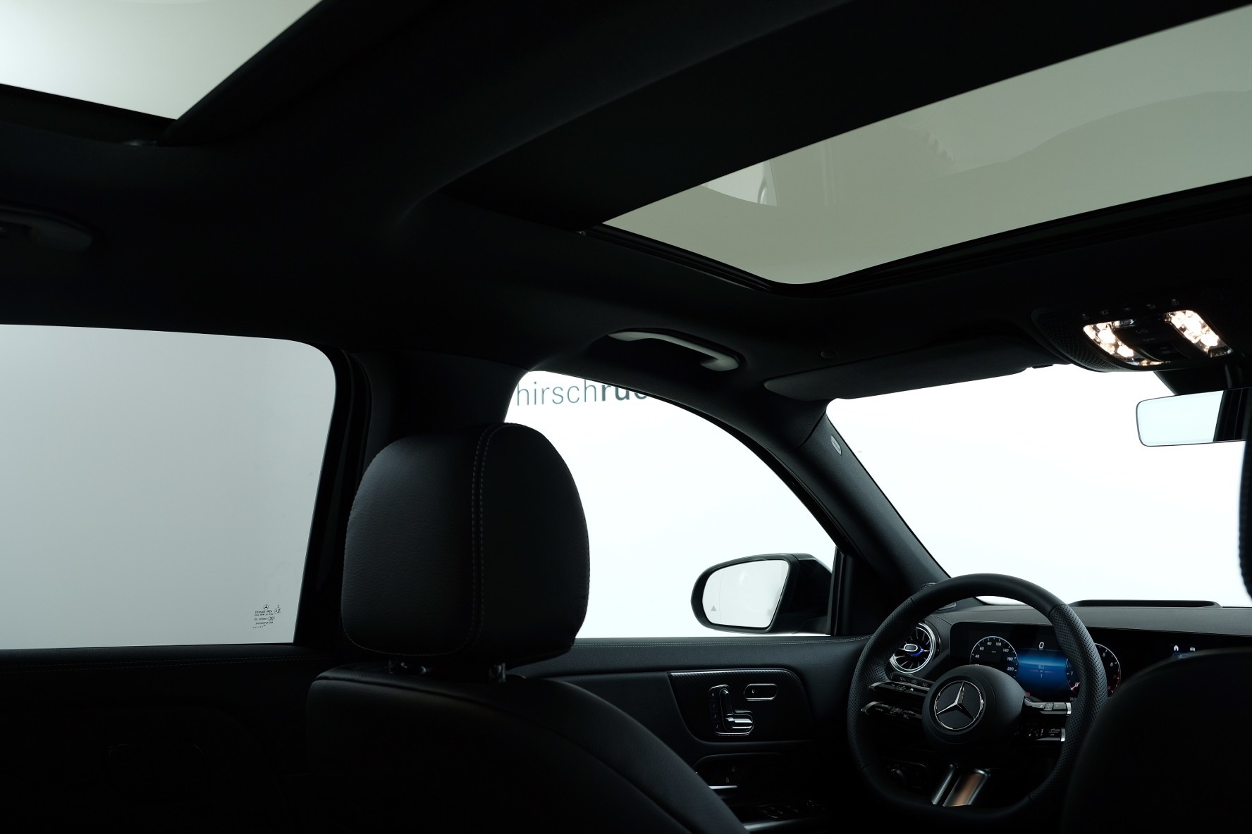 MERCEDES-BENZ GLA 250 4Matic 8G-DCT Swiss Star-image-11