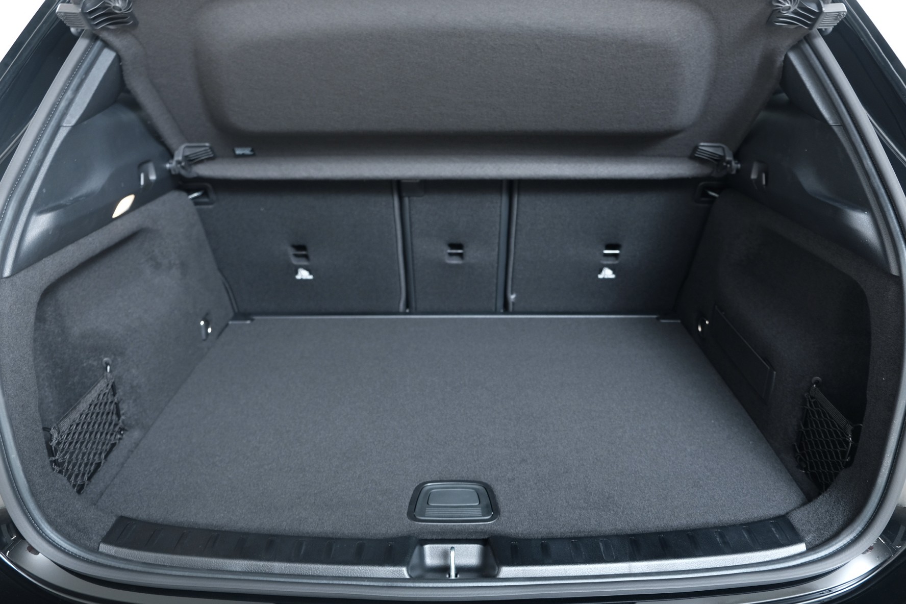 MERCEDES-BENZ GLA 250 4Matic 8G-DCT Swiss Star-image-13