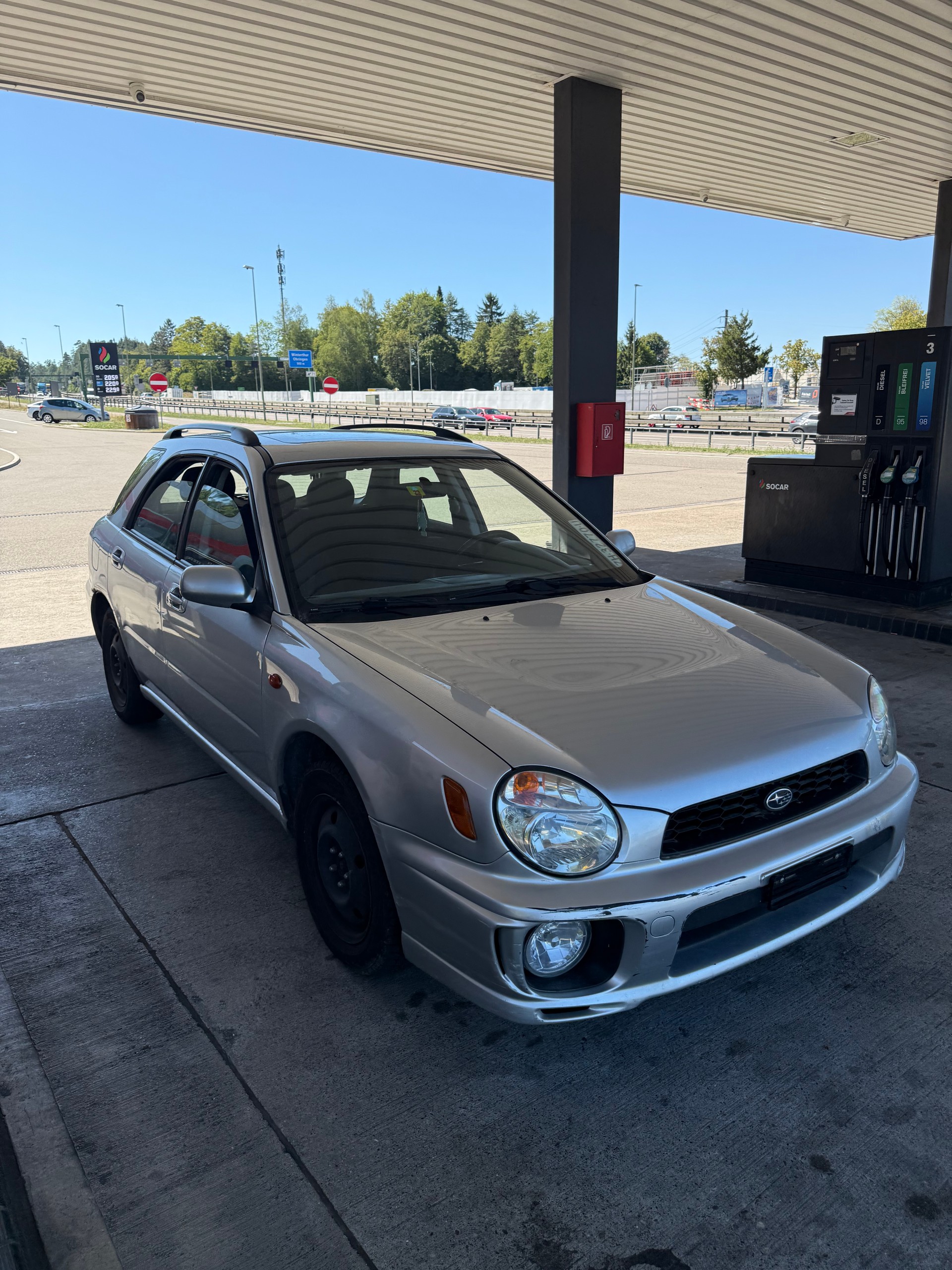 SUBARU Impreza 2.0-image-5