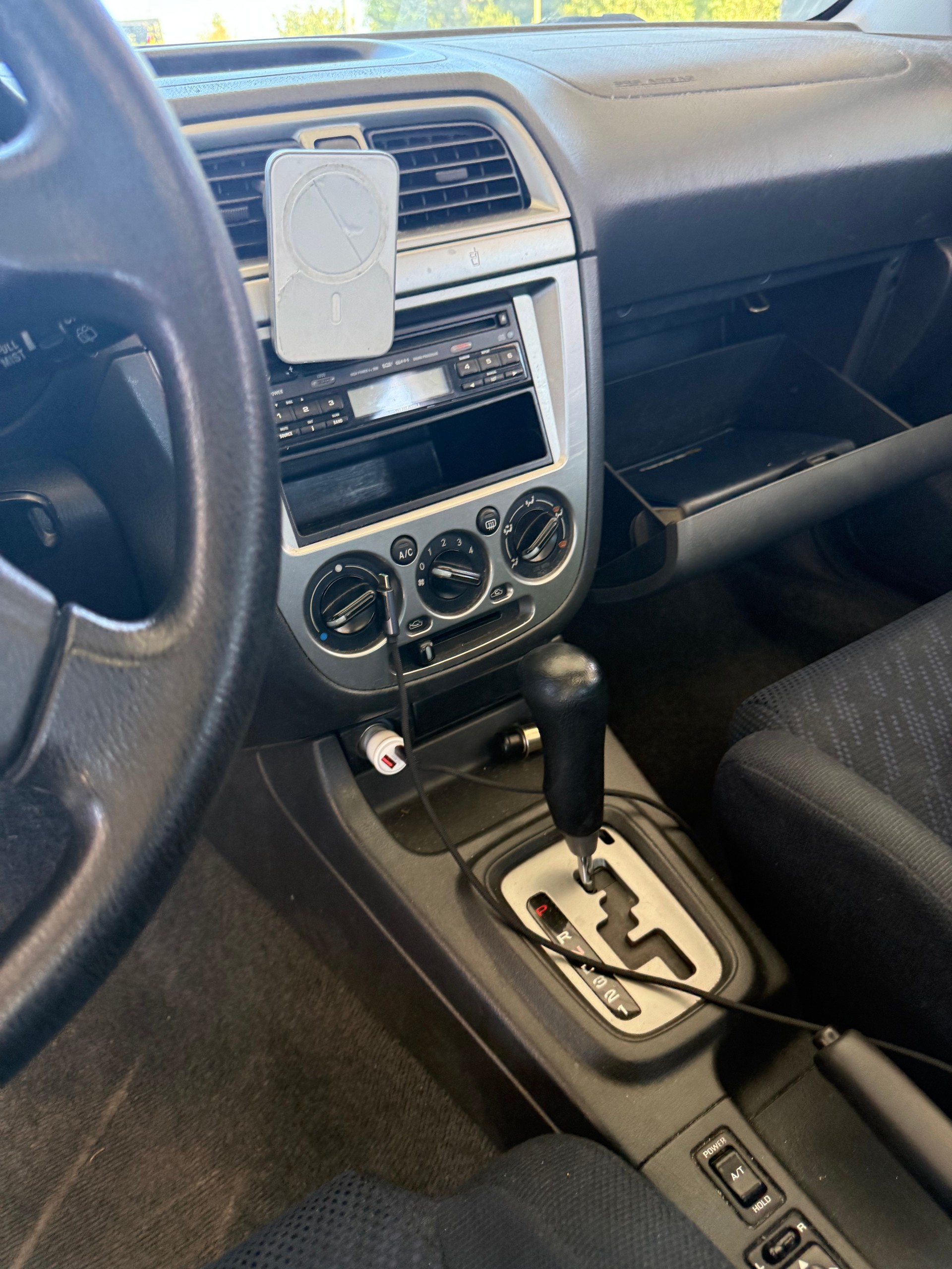 SUBARU Impreza 2.0-image-12