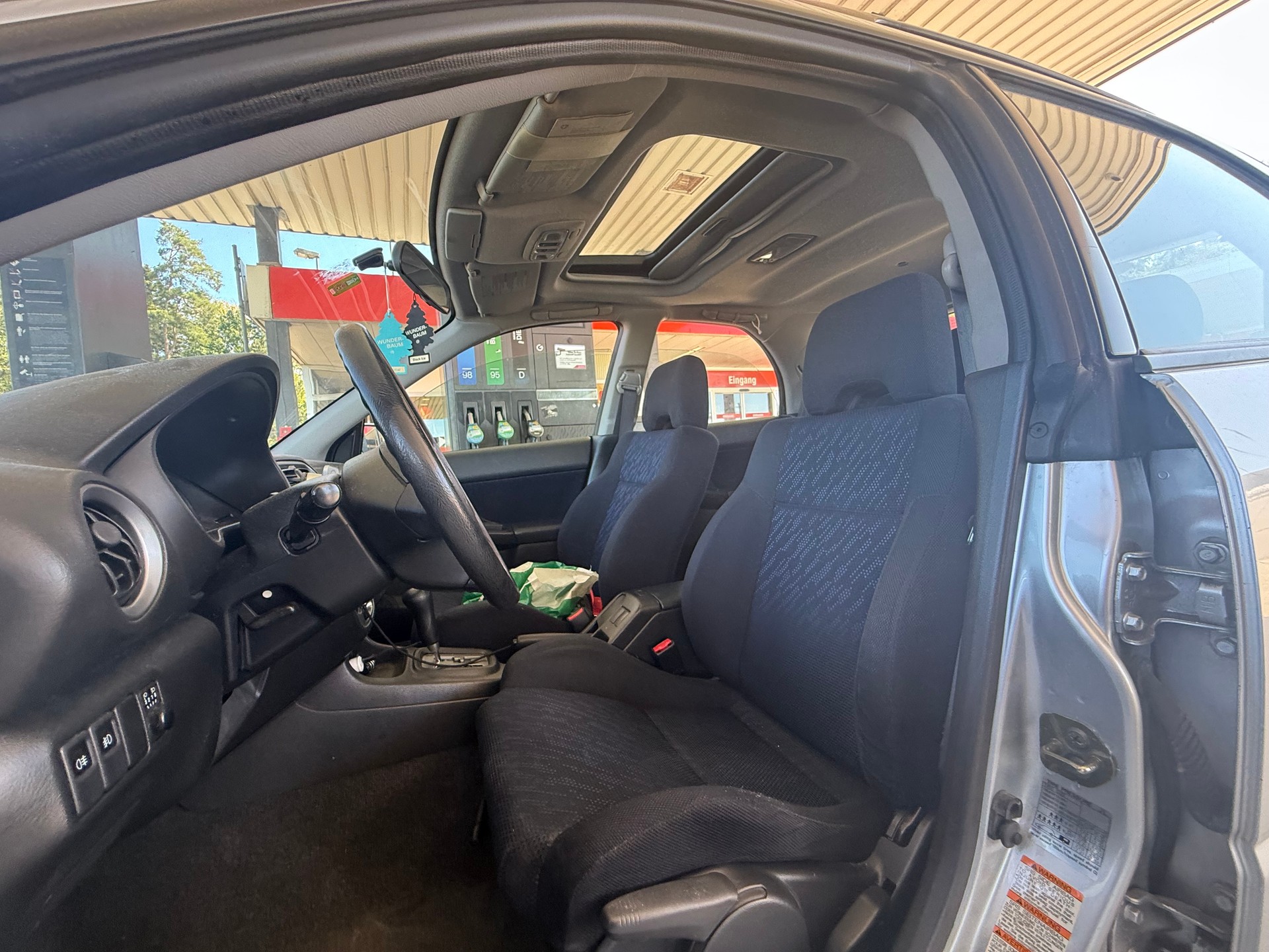 SUBARU Impreza 2.0-image-10