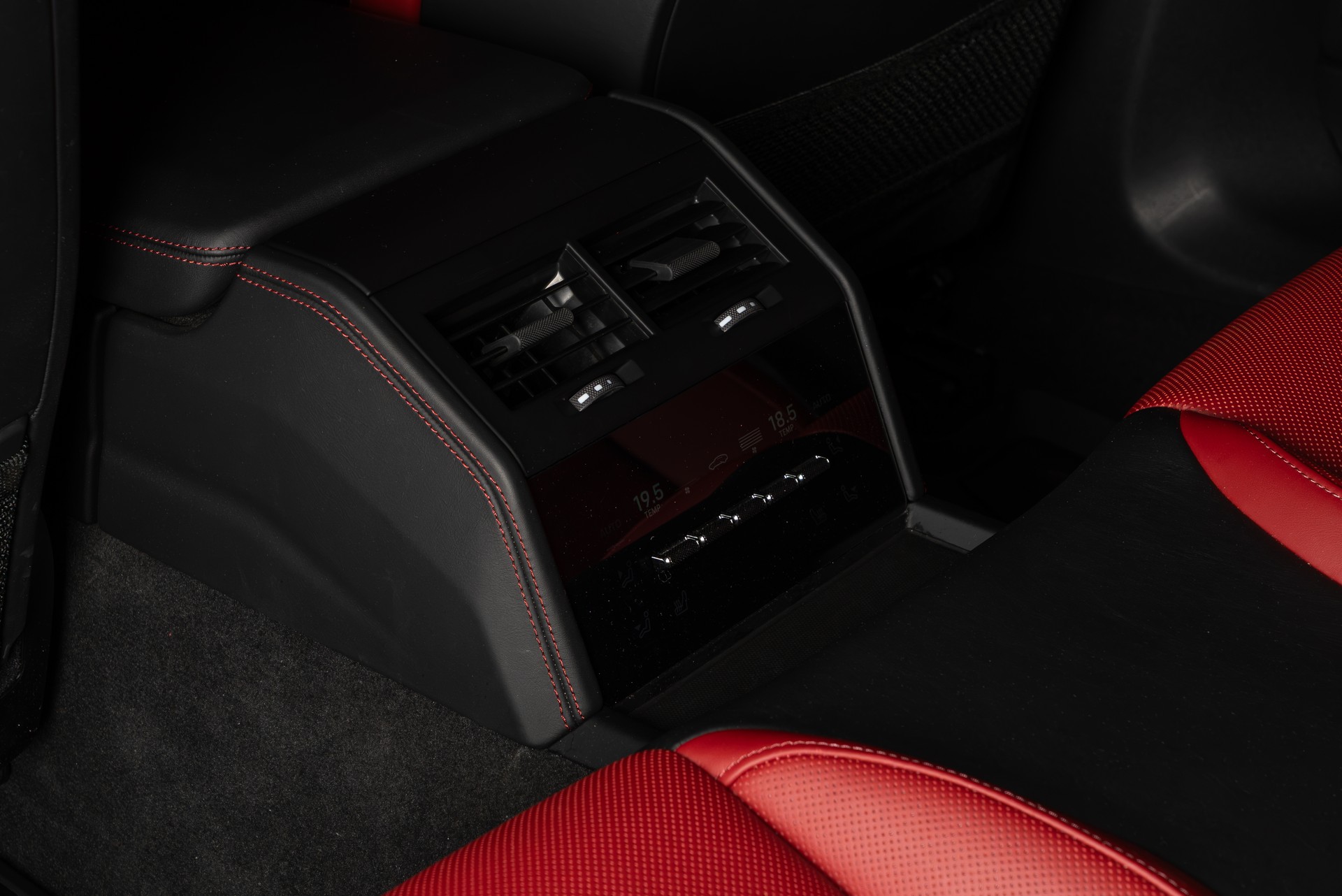 PORSCHE Panamera 4 PDK-image-14