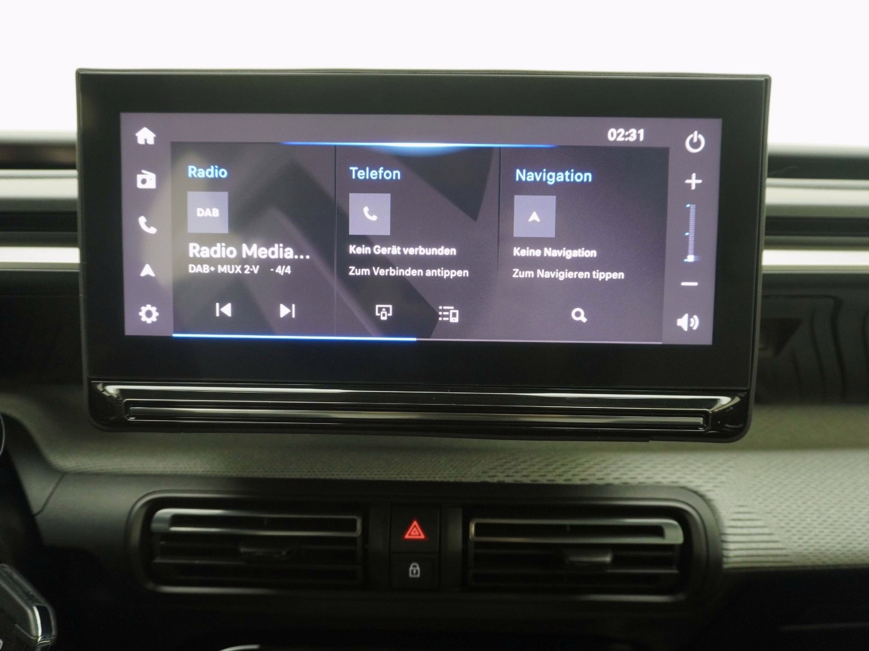 CITROEN C3 1.2 Hybrid Max-image-12