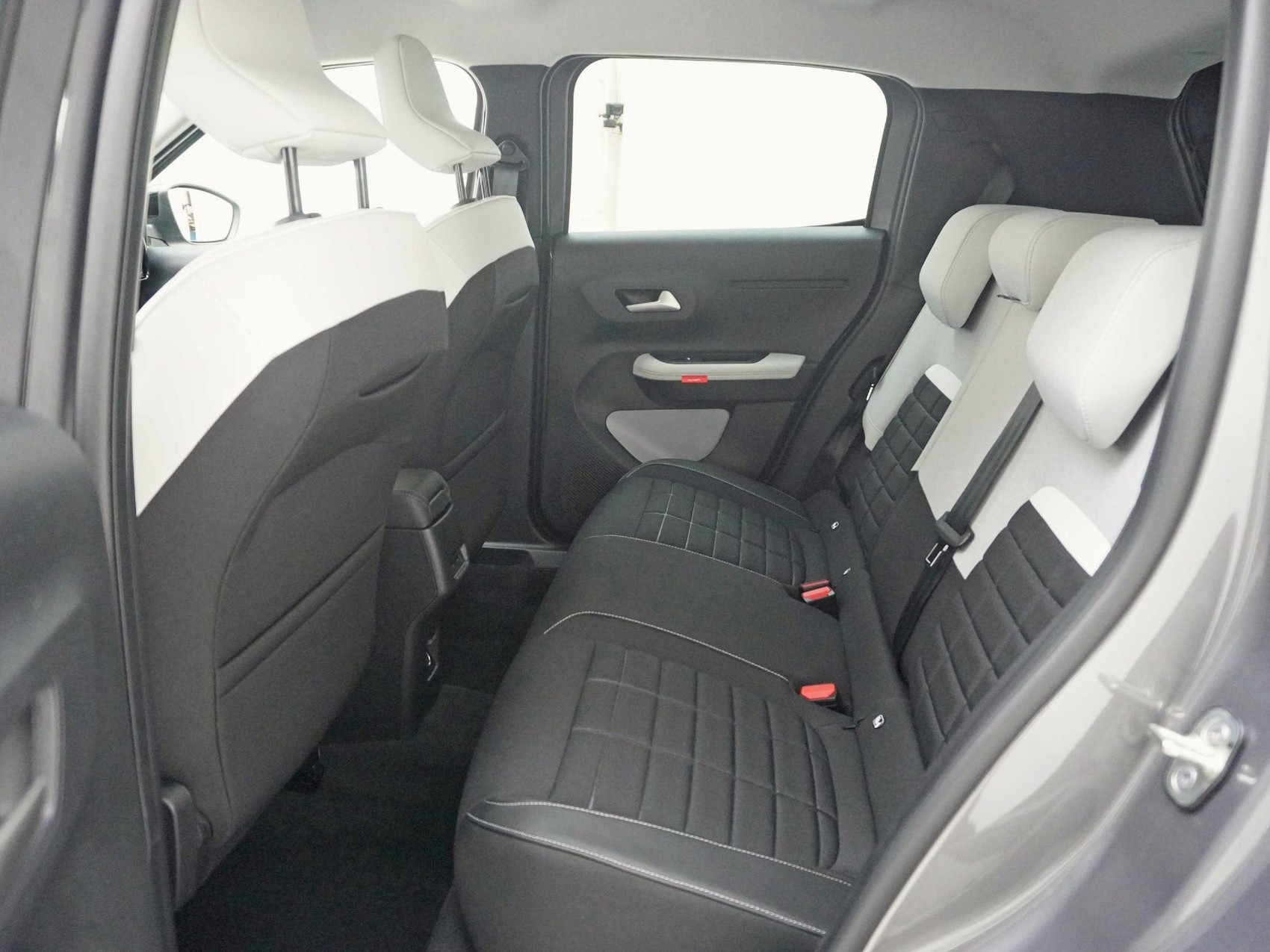 CITROEN C3 1.2 Hybrid Max-image-19