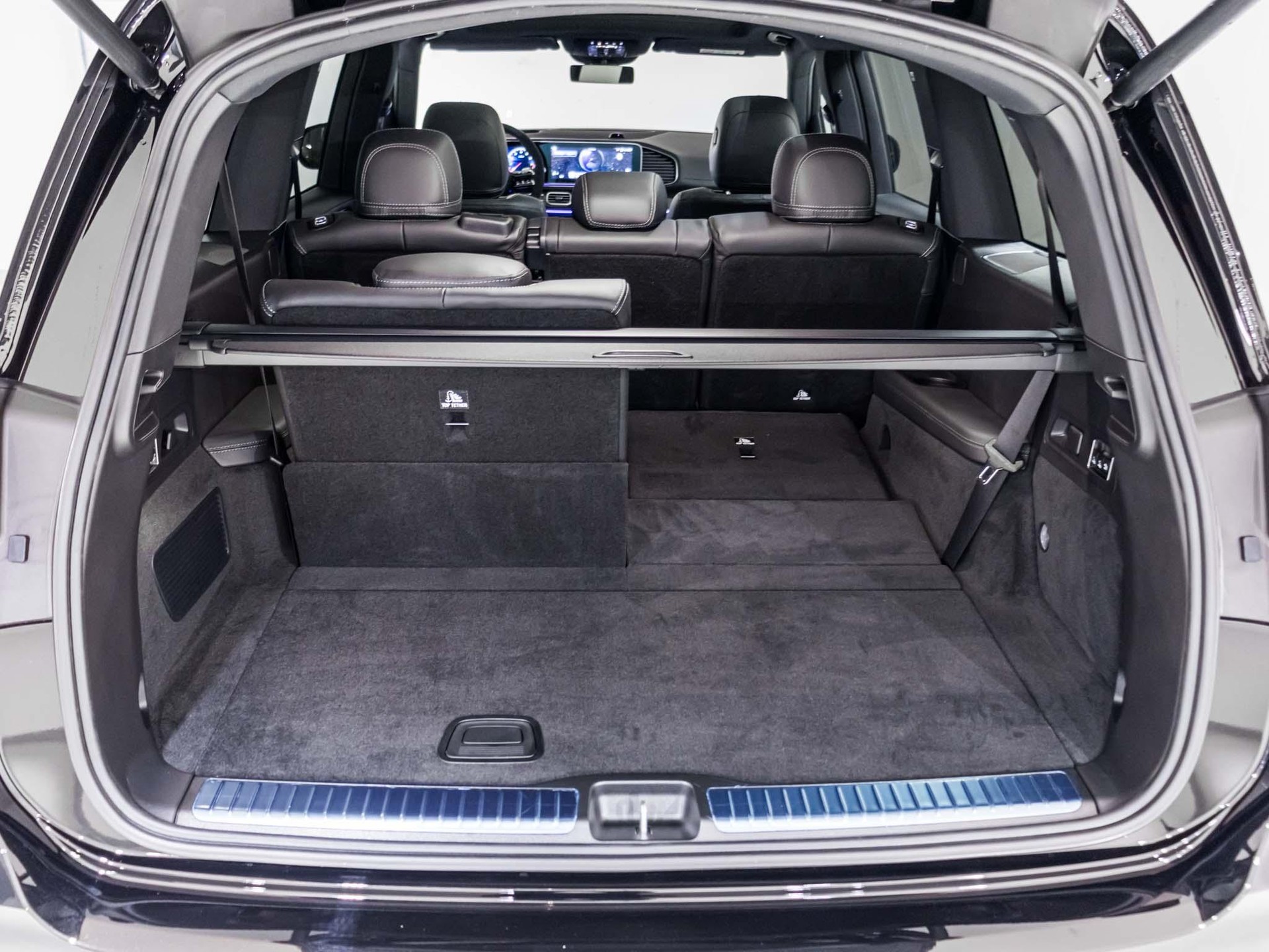 MERCEDES-BENZ GLS 63 AMG 4MATIC+-image-13