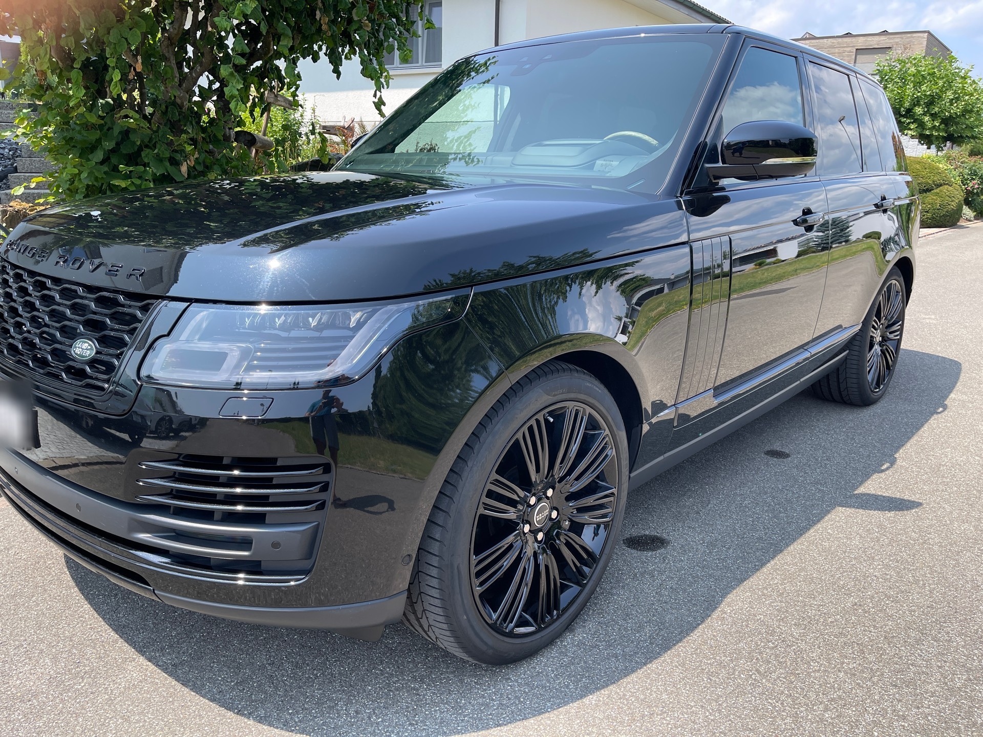 LAND ROVER 5.0 V8 SC Vogue Autobiography-image-0