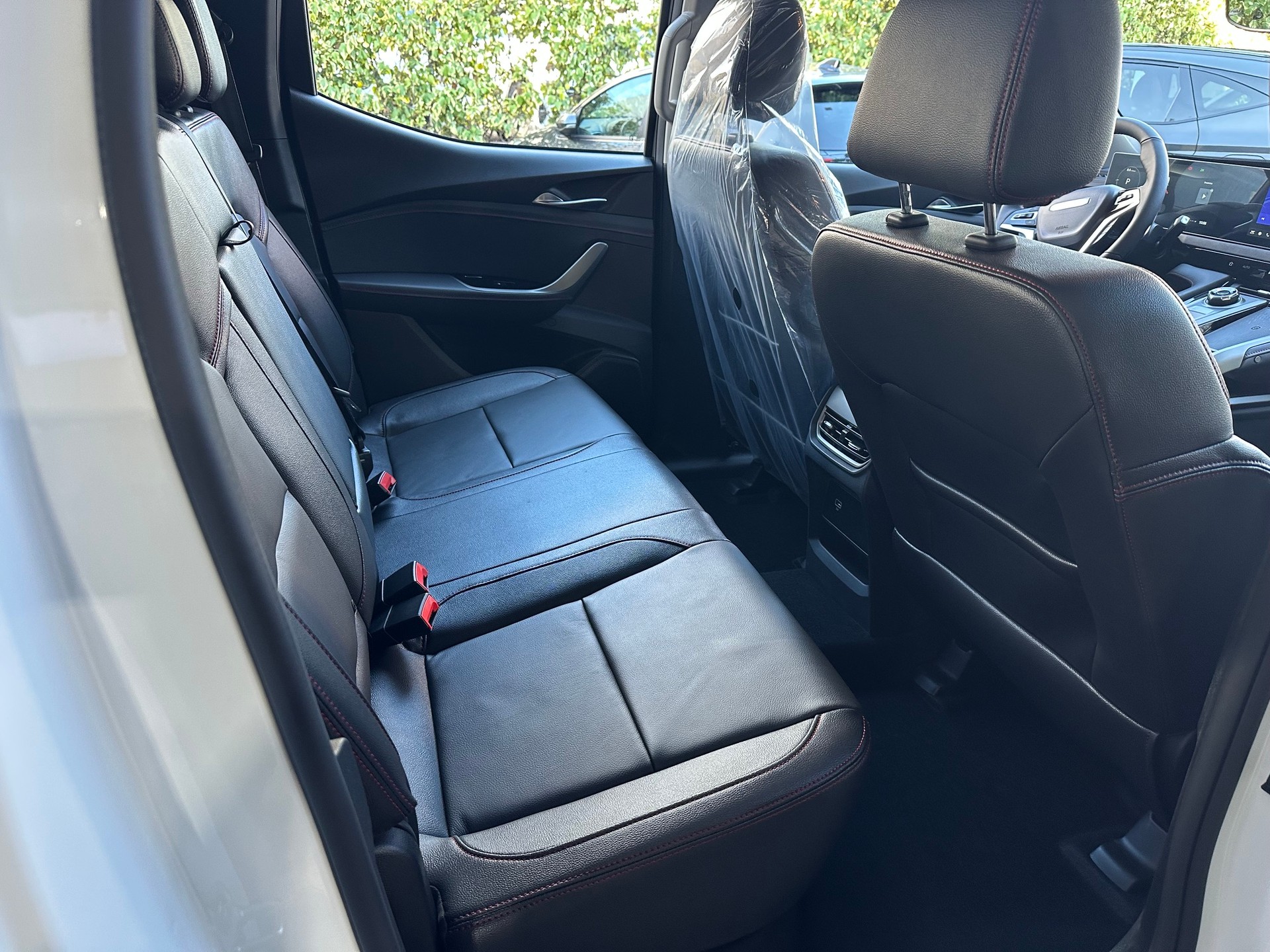 MAXUS T60 Max 2.0TDI 4x4 Automat-image-6