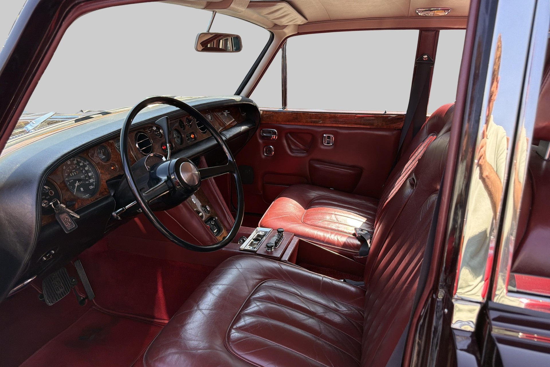 ROLLS-ROYCE Silver Shadow-image-7